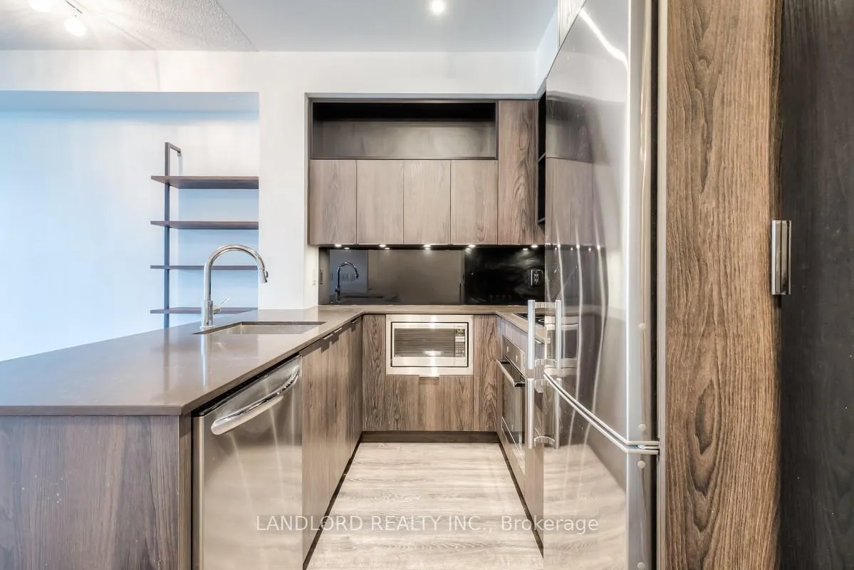 Photo 9 of Unit 812, 200 Sackville Street, Toronto, Regent Park — HOMEH