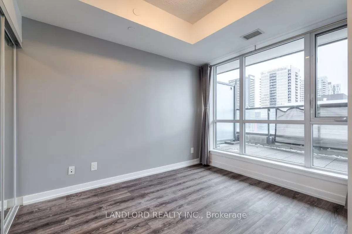 Photo 10 of Unit 812, 200 Sackville Street, Toronto, Regent Park — HOMEH