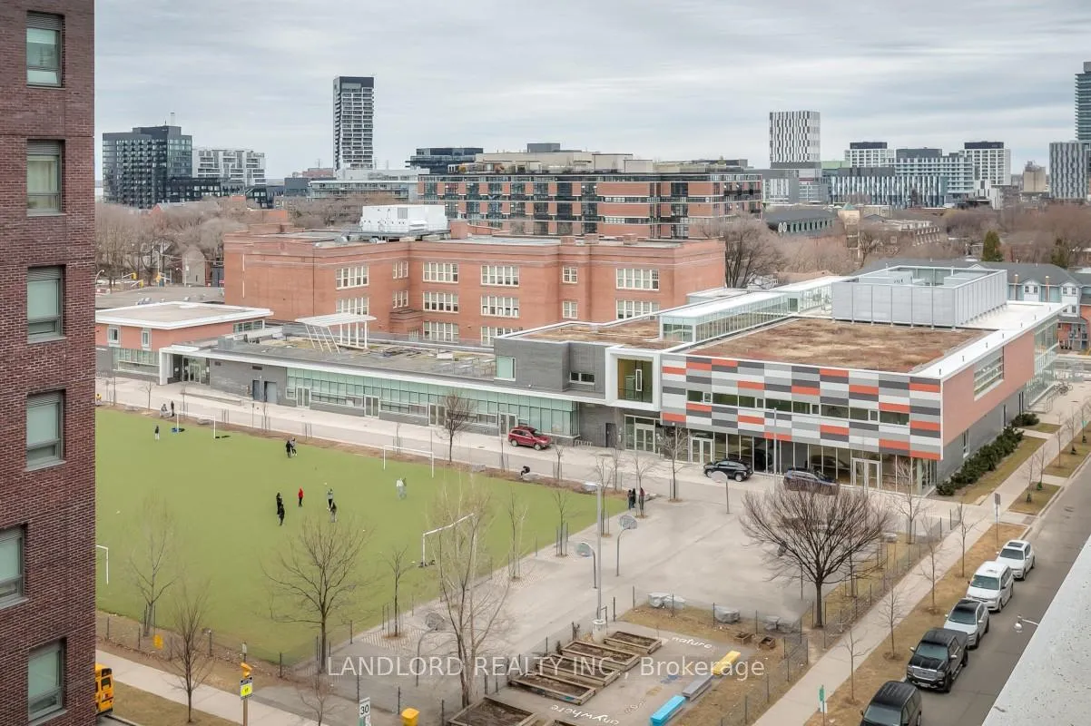 Photo 20 of Unit 812, 200 Sackville Street, Toronto, Regent Park — HOMEH