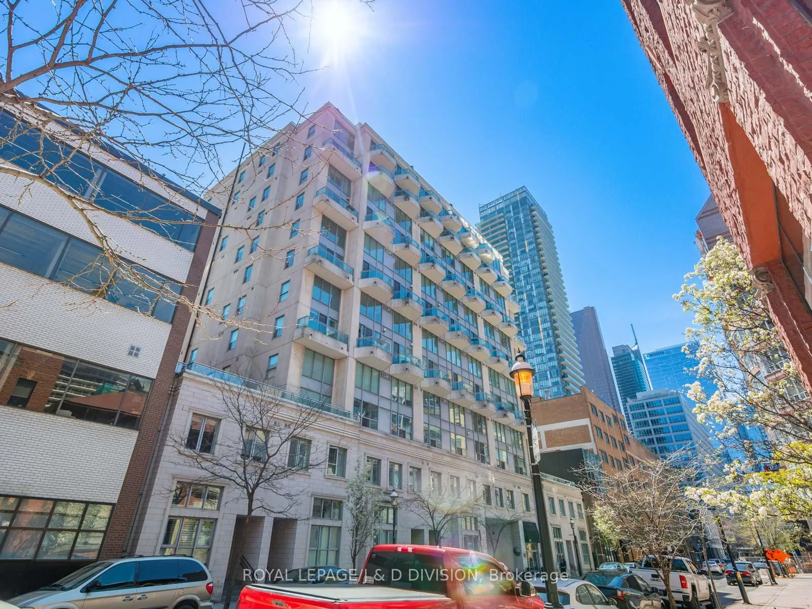 Photo 2 of Unit 308, 77 Lombard Street, Toronto, Church-Yonge Corridor — HOMEH