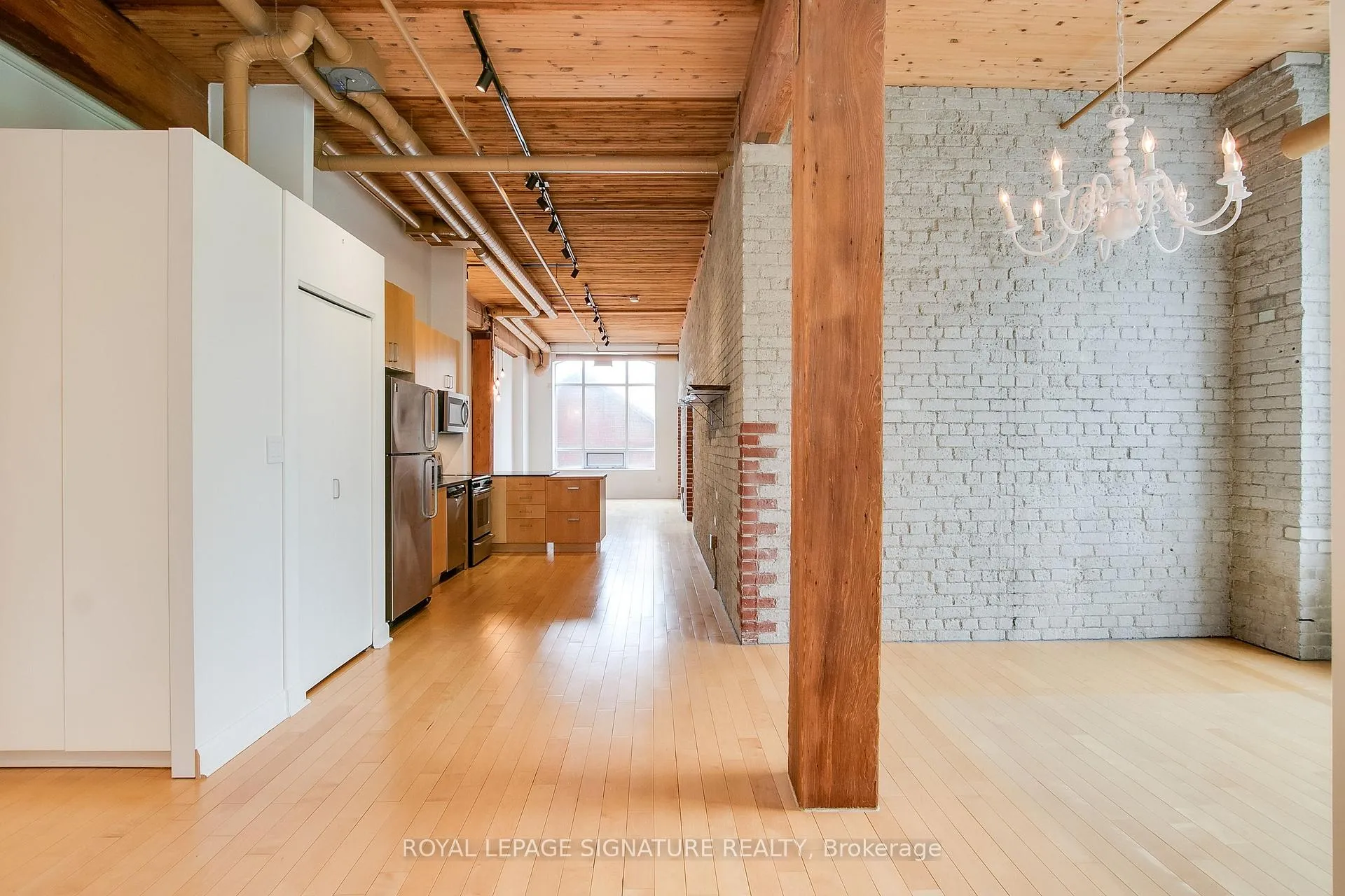Photo 5 of Unit 201, 993 Queen Street W, Toronto, Trinity-Bellwoods — HOMEH