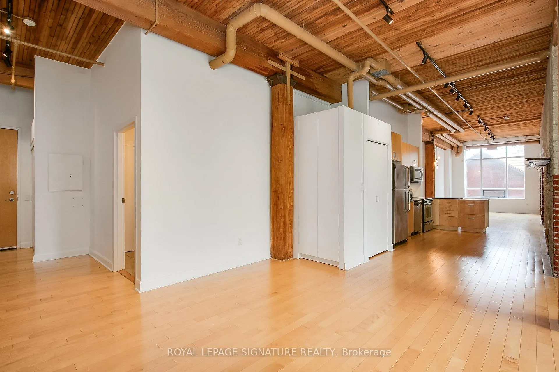 Photo 14 of Unit 201, 993 Queen Street W, Toronto, Trinity-Bellwoods — HOMEH