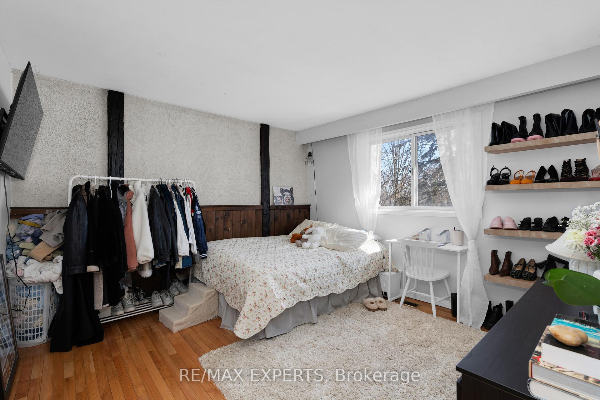 Photo 16 of 65 Birchview Crescent, Caledon, Bolton North — HOMEH