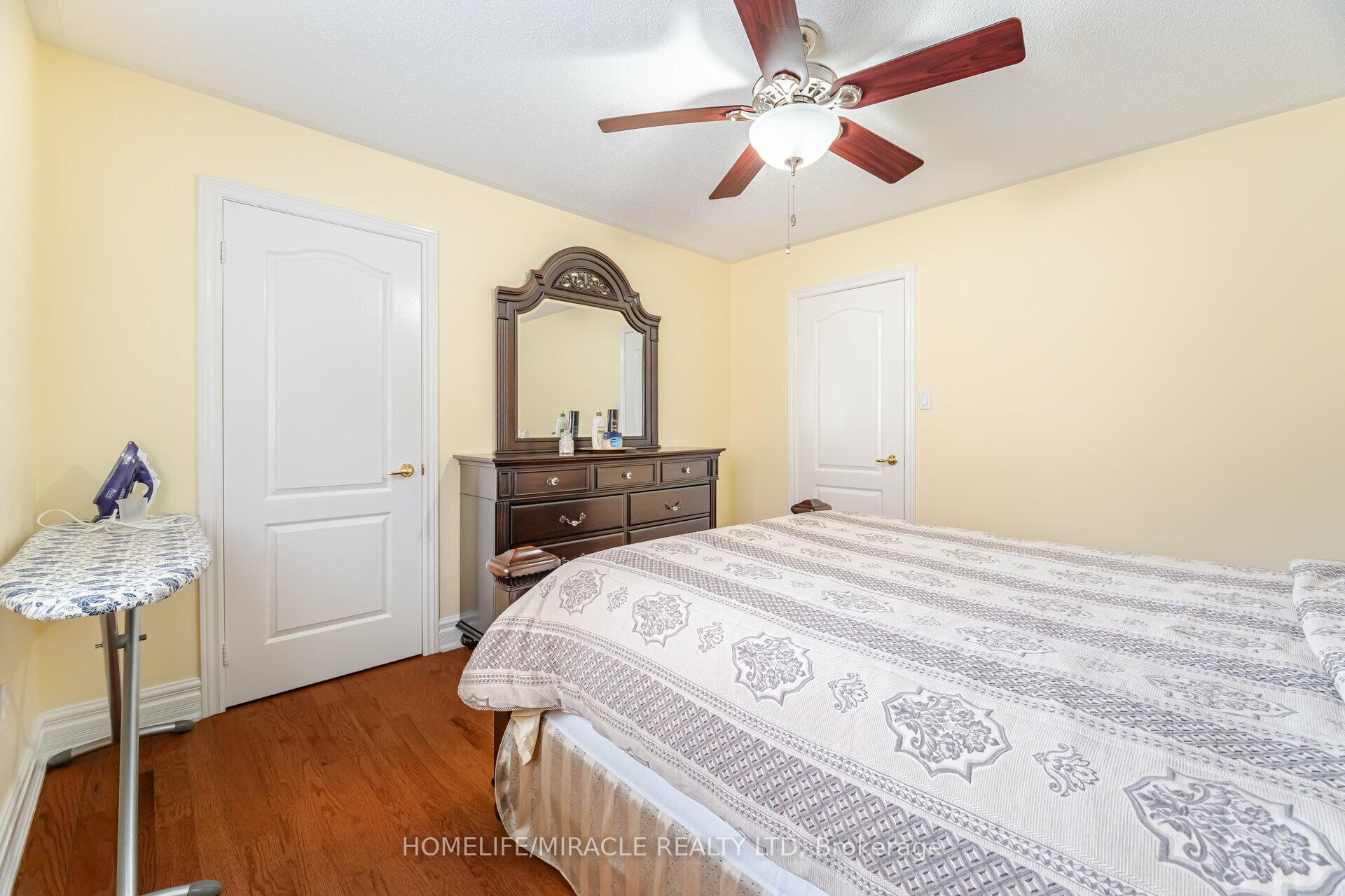Photo 33 of 21 Summershade Street, Brampton, Vales of Castlemore — HOMEH