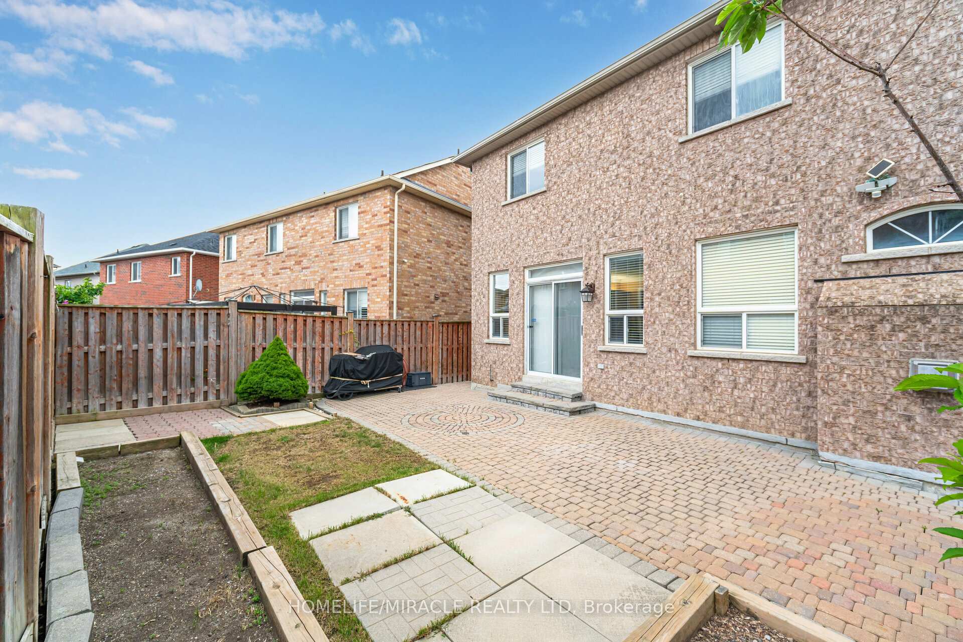 Photo 48 of 21 Summershade Street, Brampton, Vales of Castlemore — HOMEH