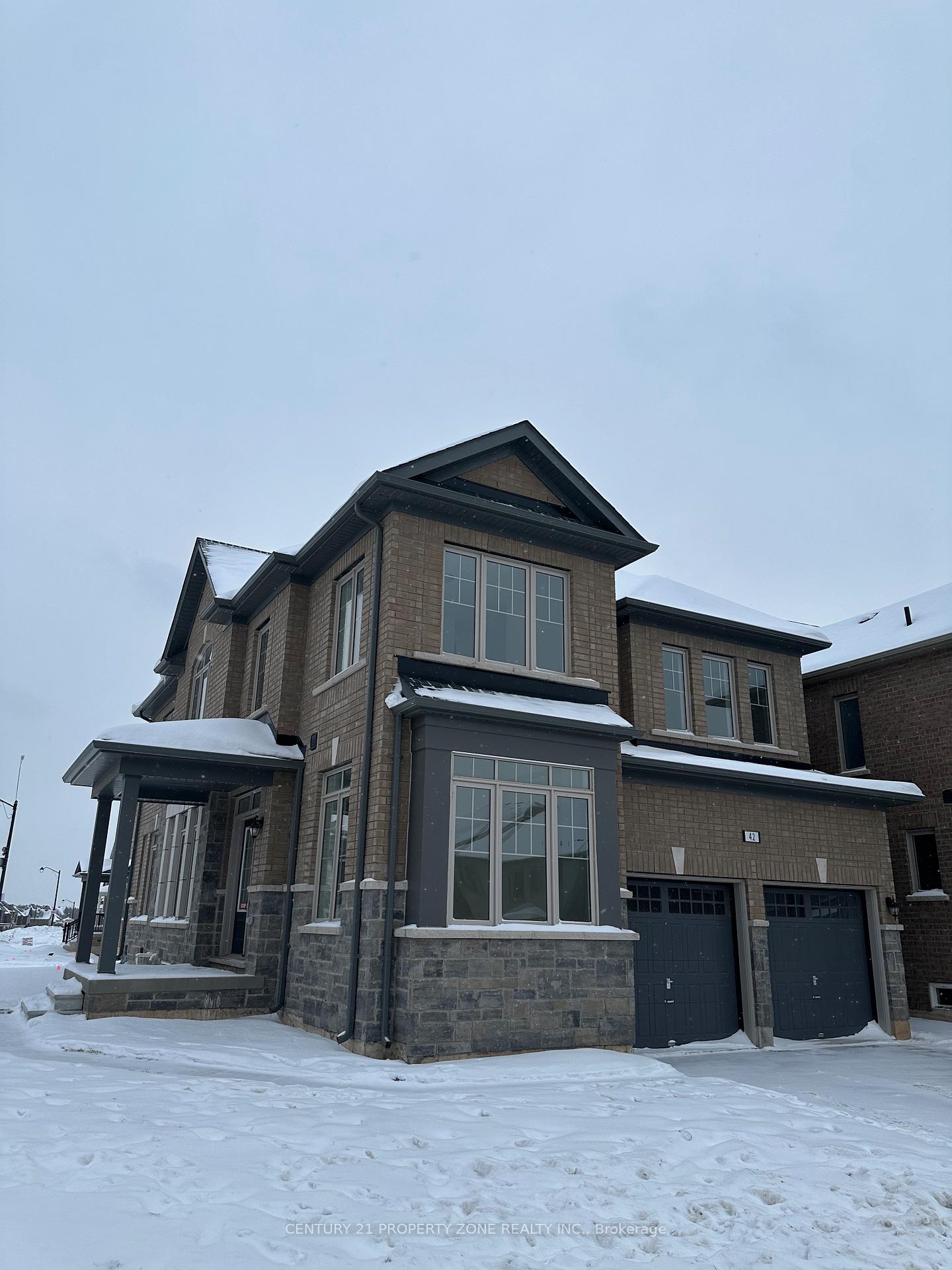 Photo 2 of 42 Orr Avenue, Vaughan, East Woodbridge — HOMEH