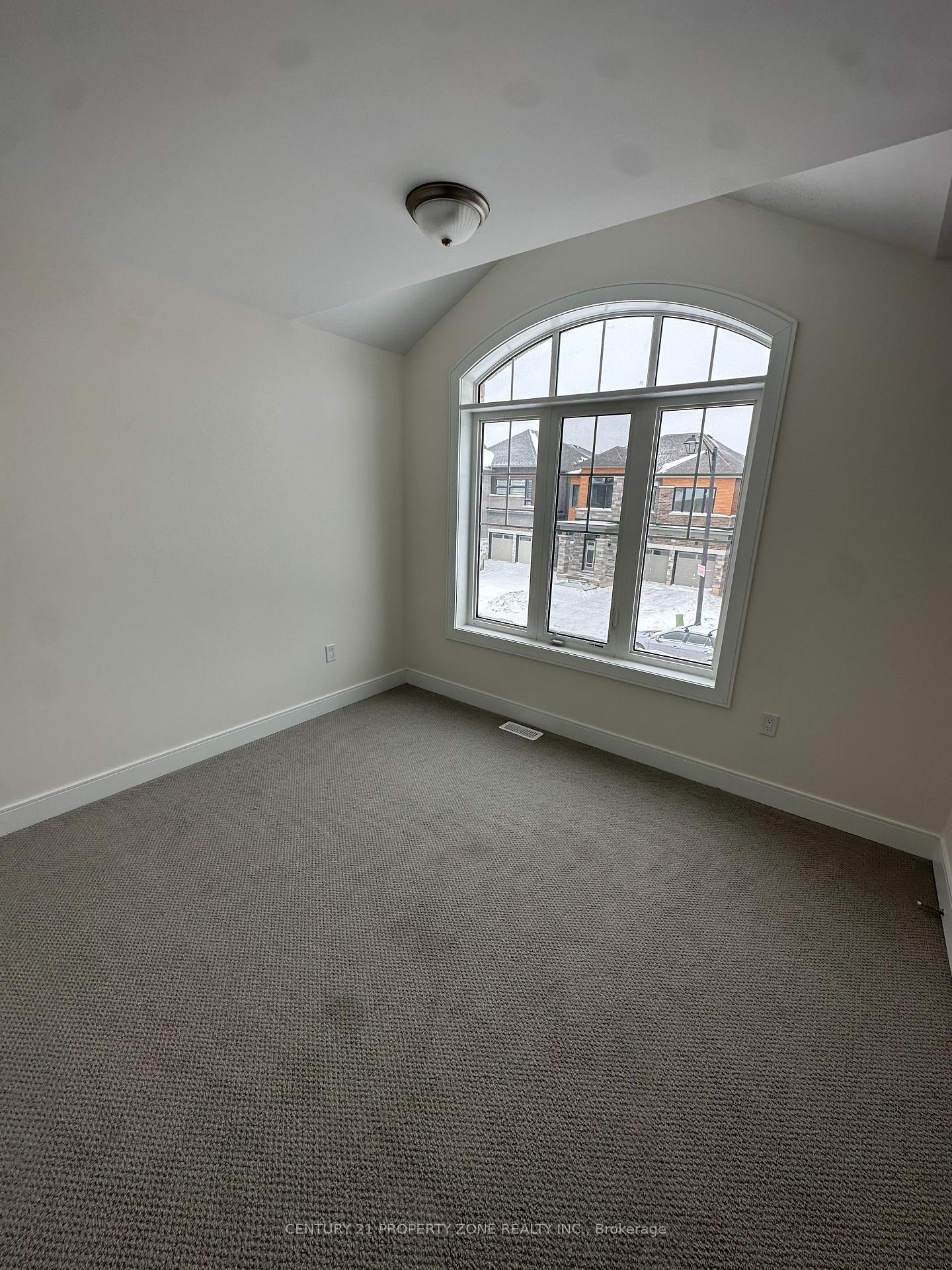 Photo 13 of 42 Orr Avenue, Vaughan, East Woodbridge — HOMEH
