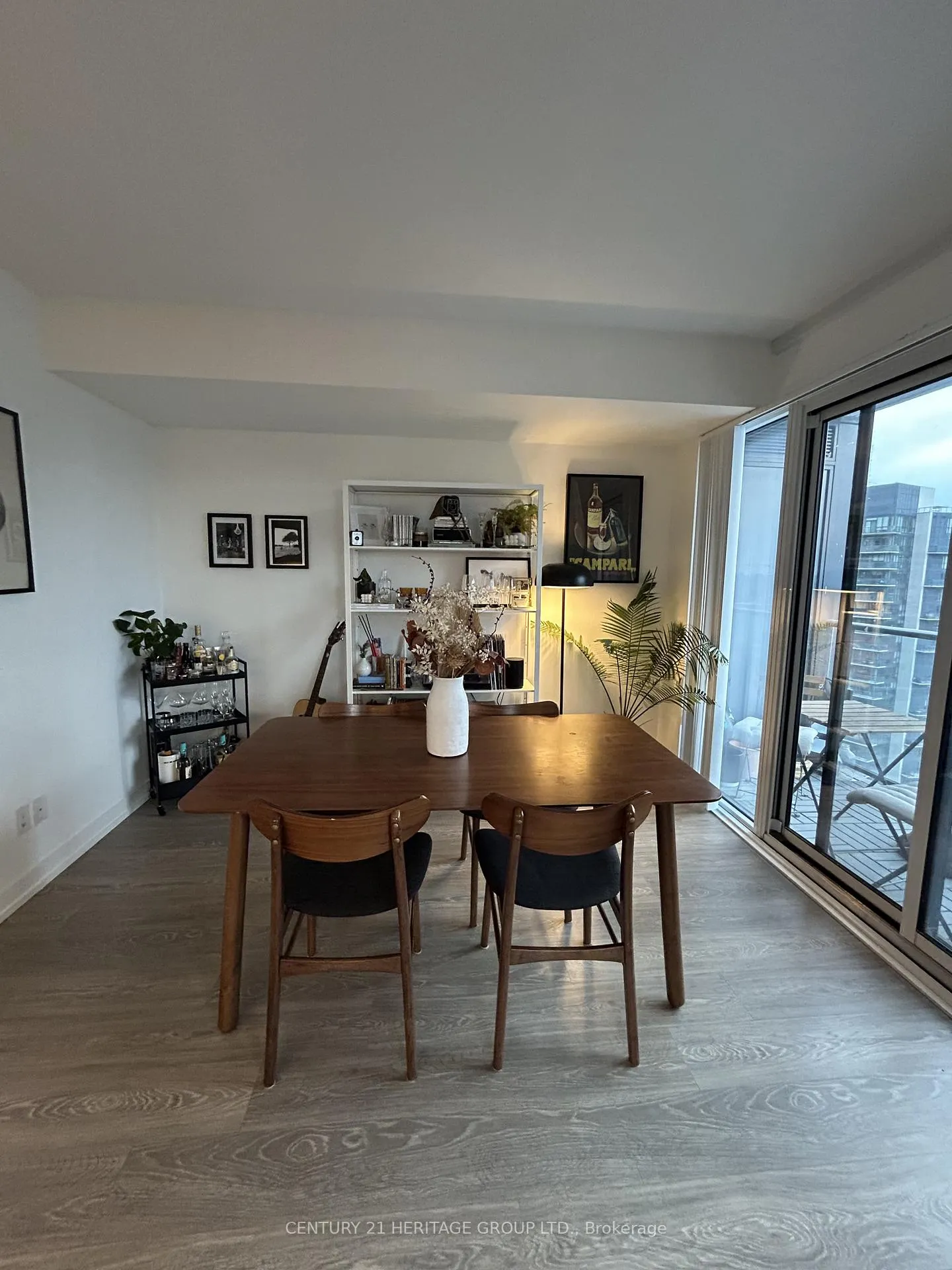 Photo 4 of Unit 2517, 19 Western Battery Road, Toronto, Niagara — HOMEH