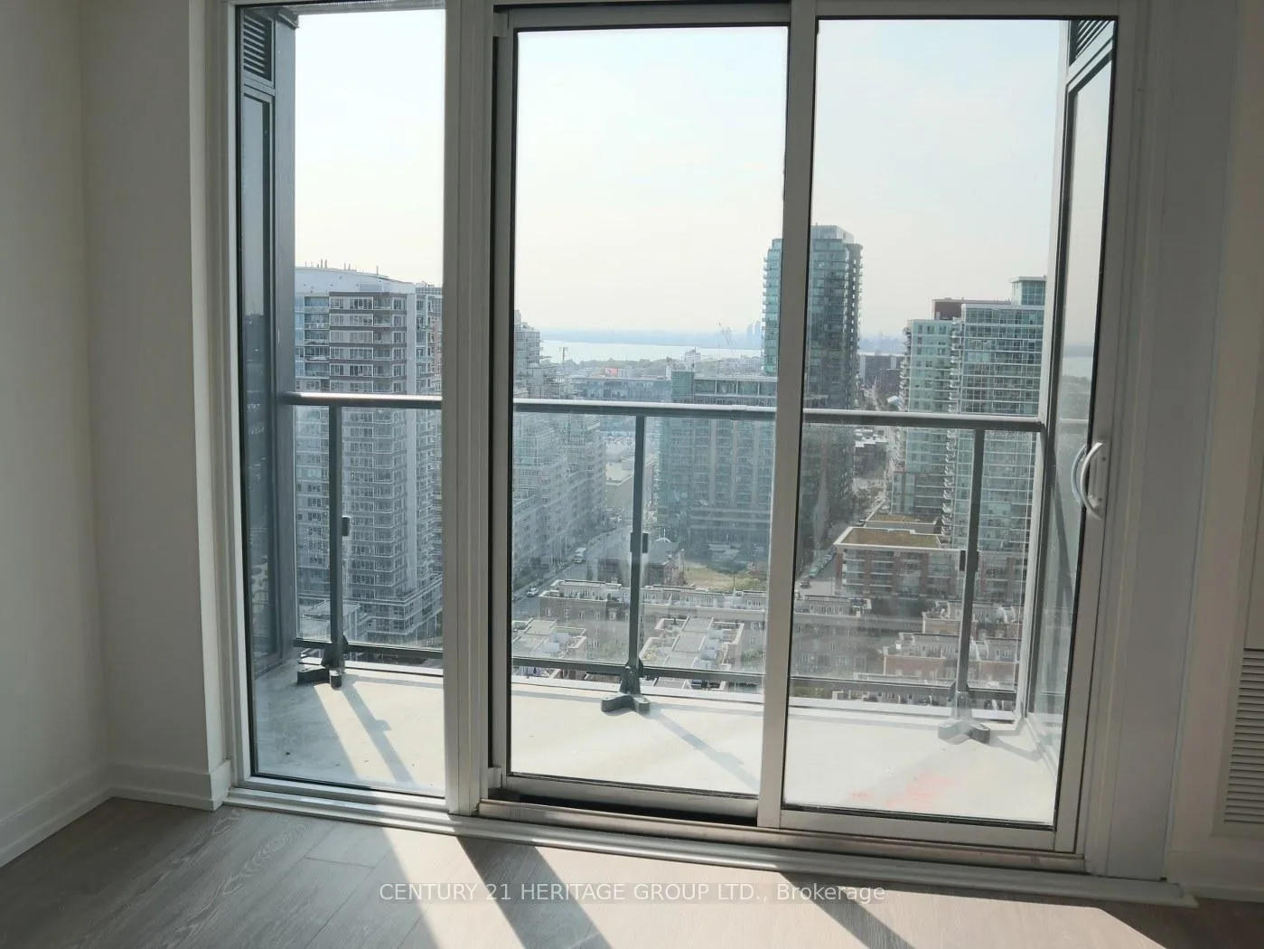 Photo 7 of Unit 2517, 19 Western Battery Road, Toronto, Niagara — HOMEH