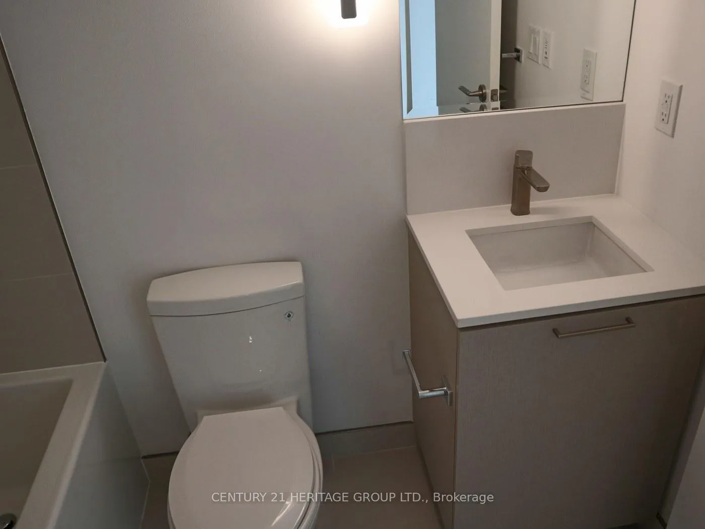 Photo 21 of Unit 2517, 19 Western Battery Road, Toronto, Niagara — HOMEH