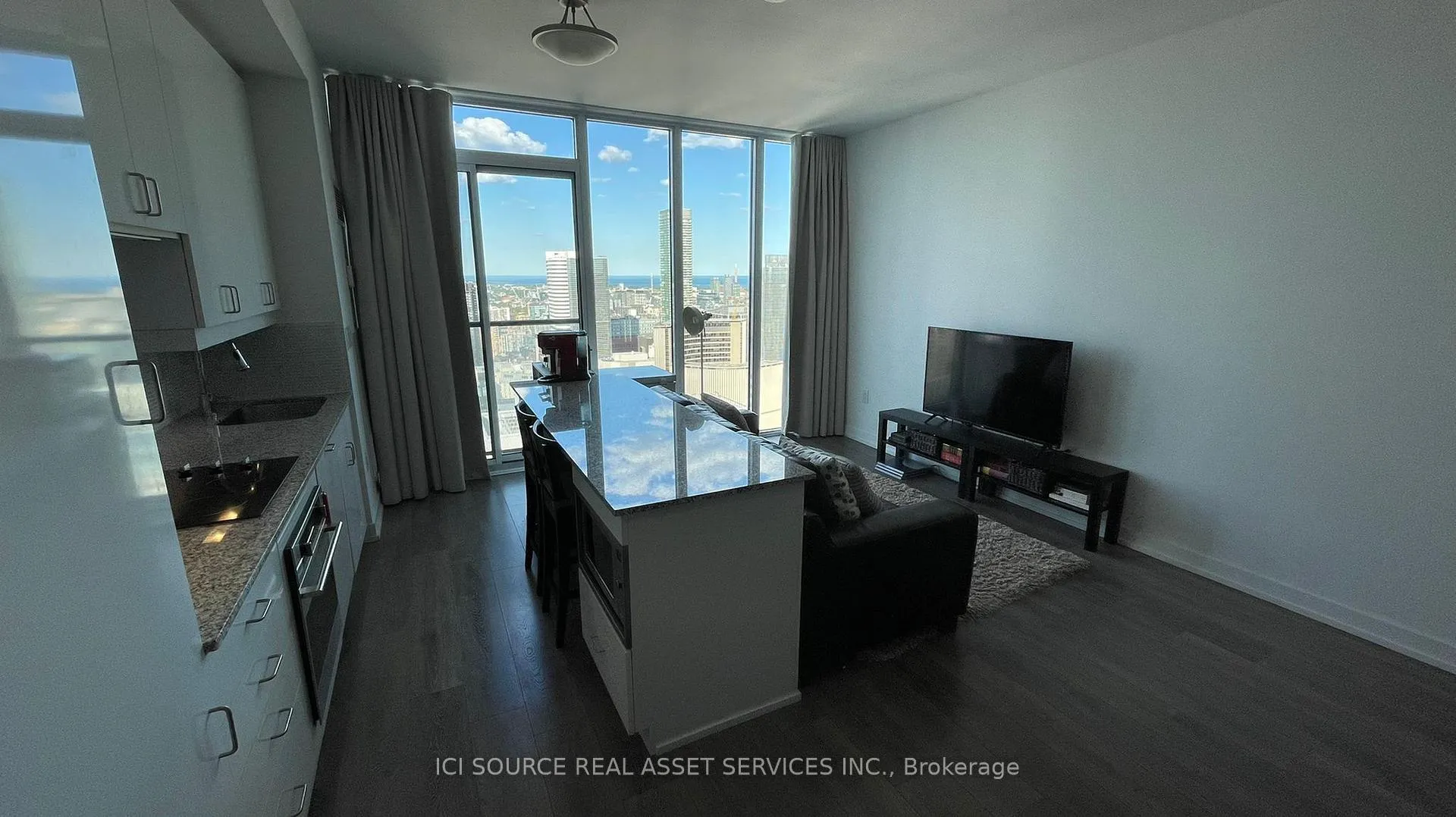 Photo 13 of Unit P209, 426 University Avenue, Toronto, Kensington-Chinatown — HOMEH