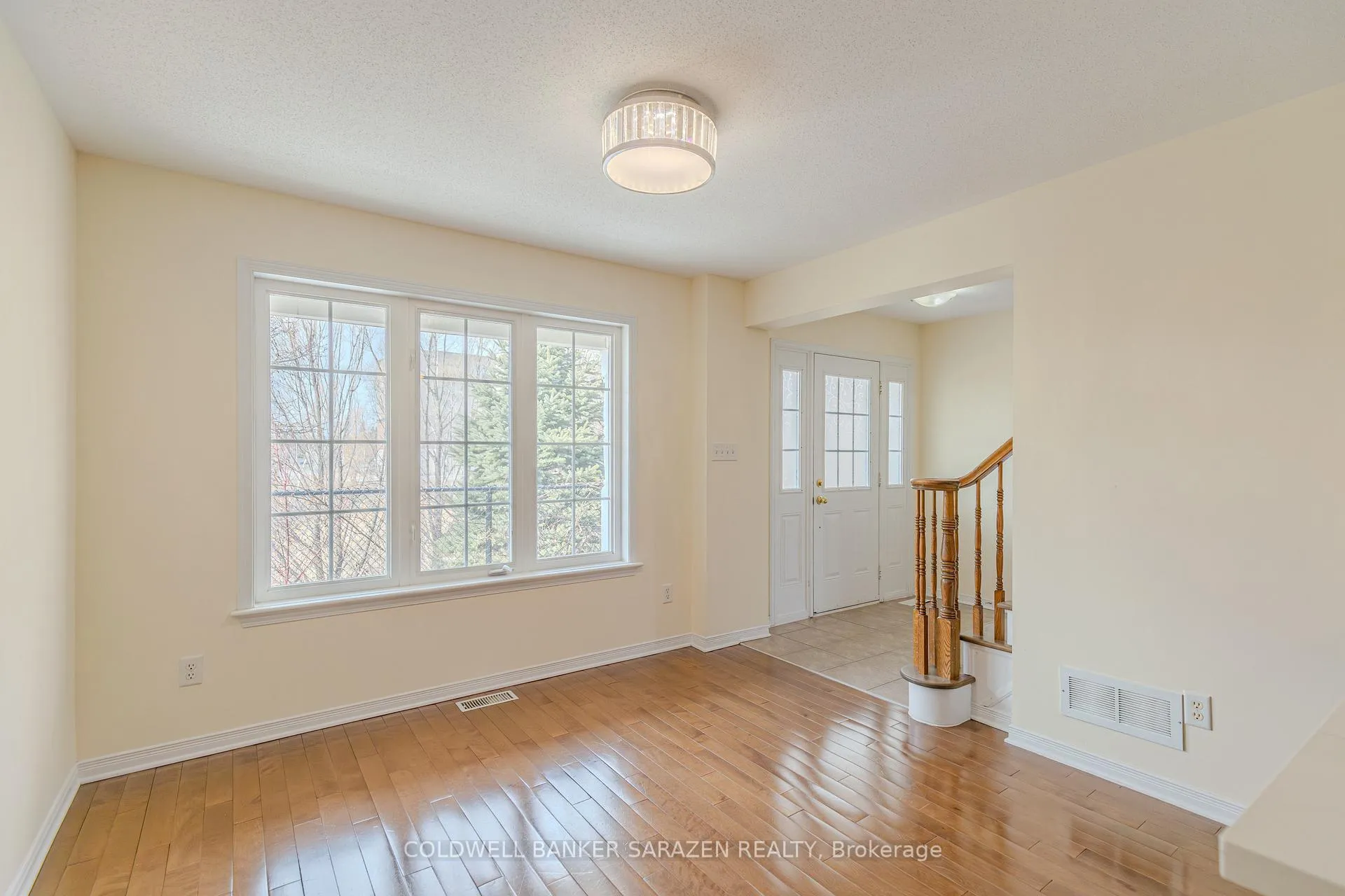Photo 16 of 486 Wisteria Crescent, Ottawa, Hunt Club — HOMEH