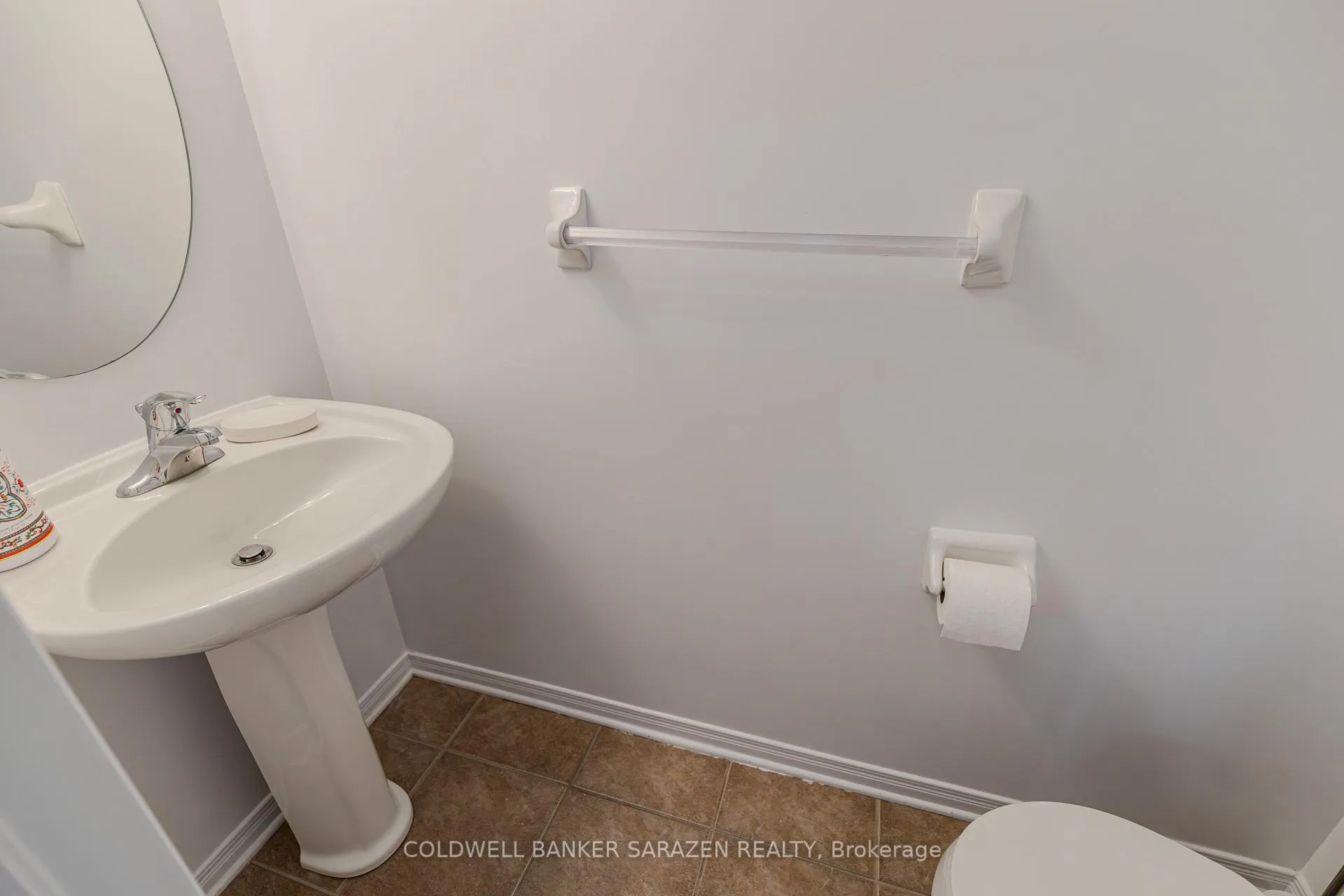Photo 23 of 486 Wisteria Crescent, Ottawa, Hunt Club — HOMEH
