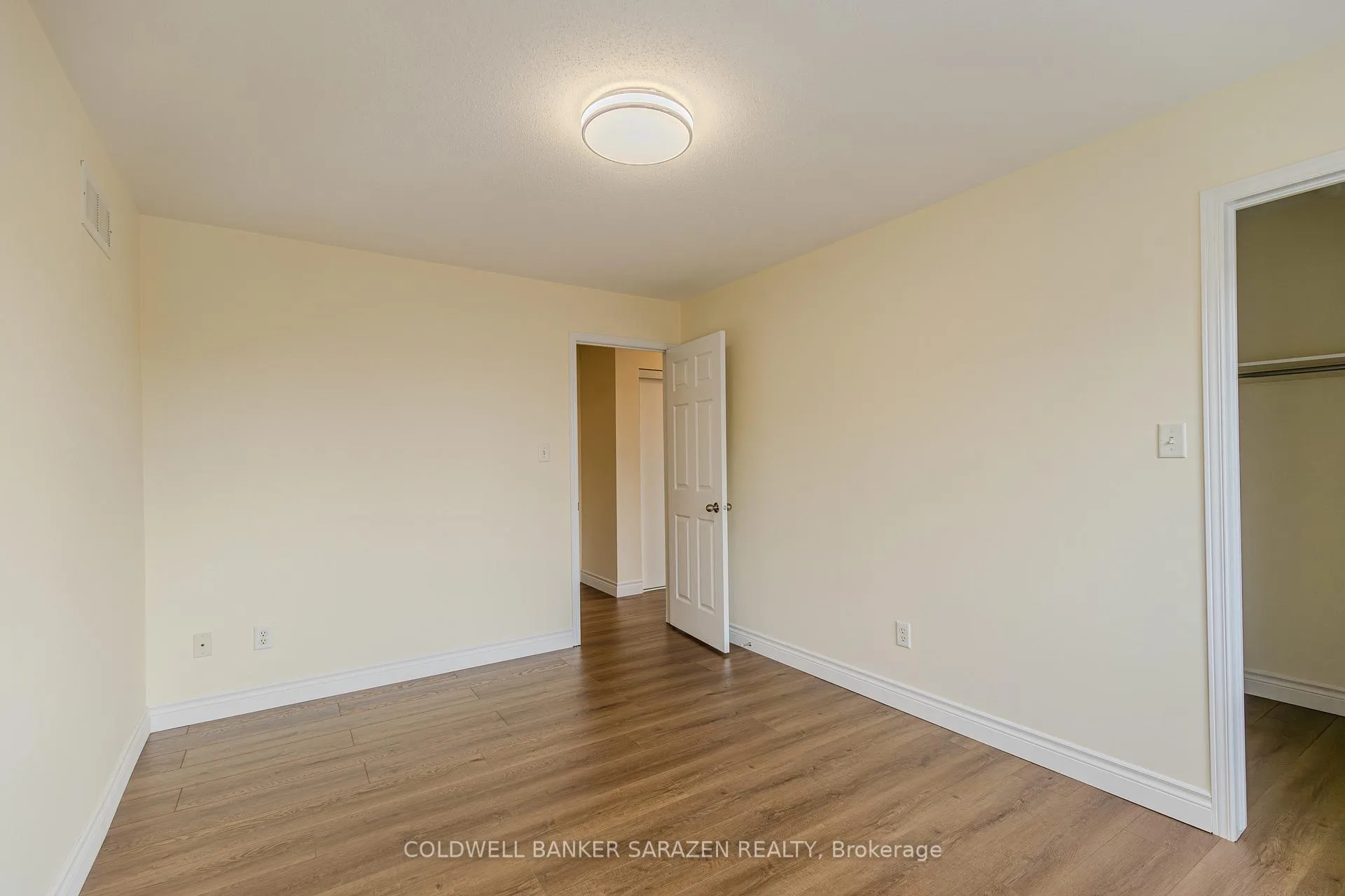 Photo 40 of 486 Wisteria Crescent, Ottawa, Hunt Club — HOMEH
