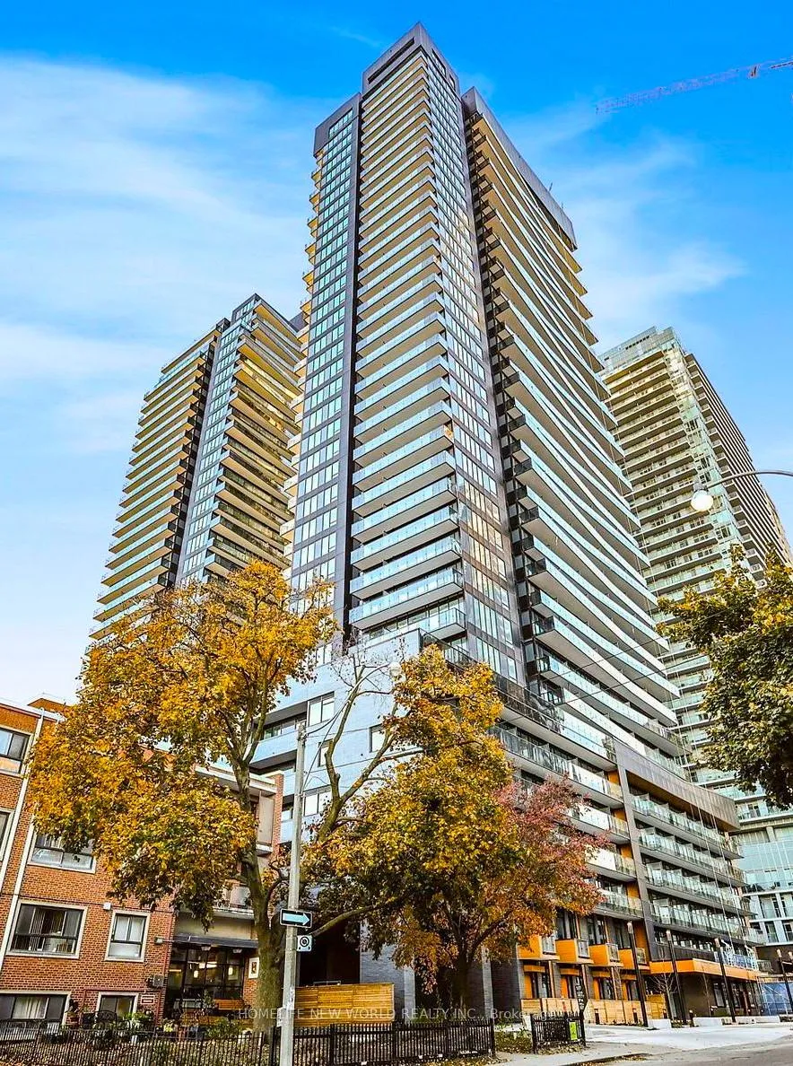 Front of Unit 1604, 117 Broadway Avenue