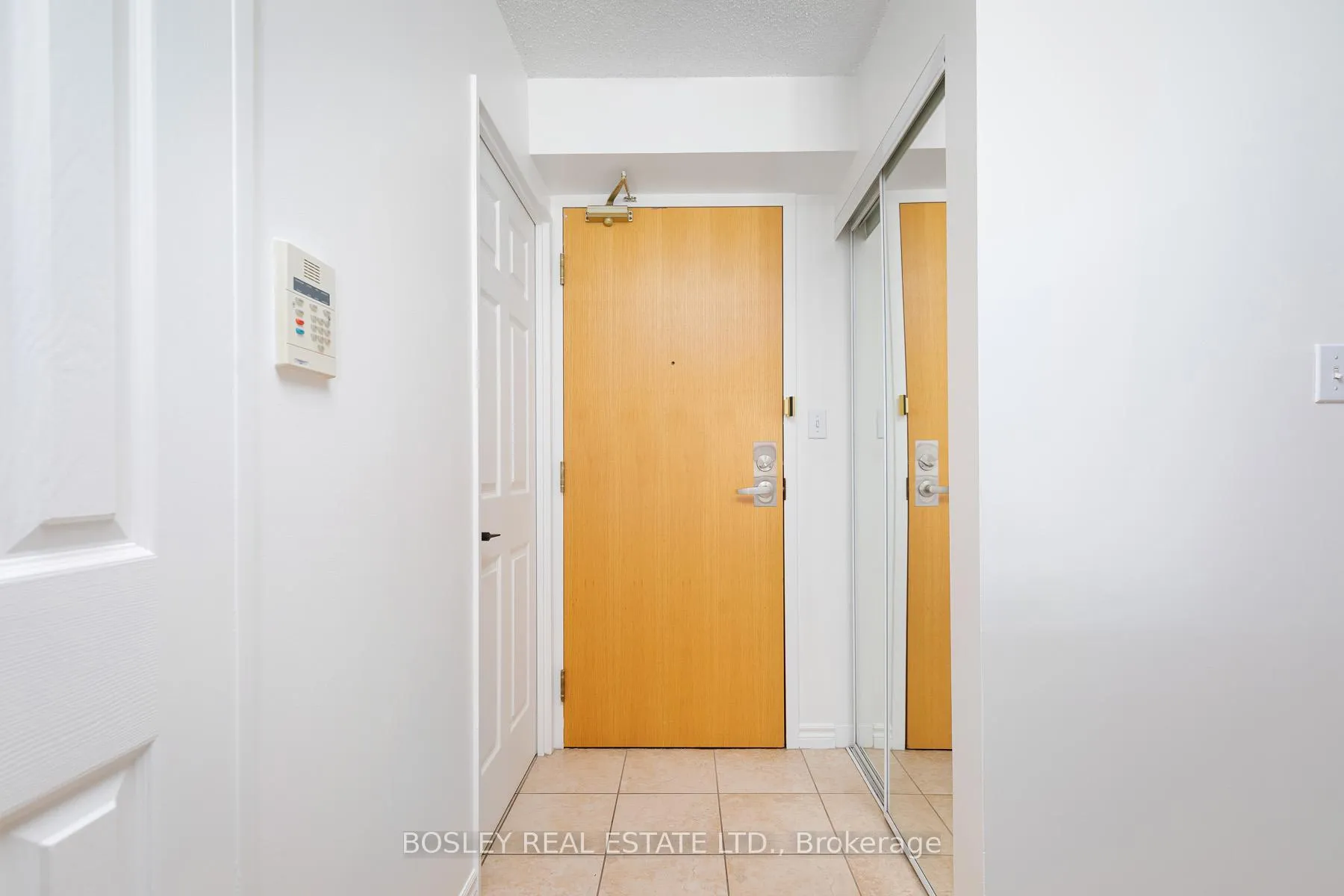 Photo 4 of Unit 308, 225 Merton Street, Toronto, Mount Pleasant West — HOMEH