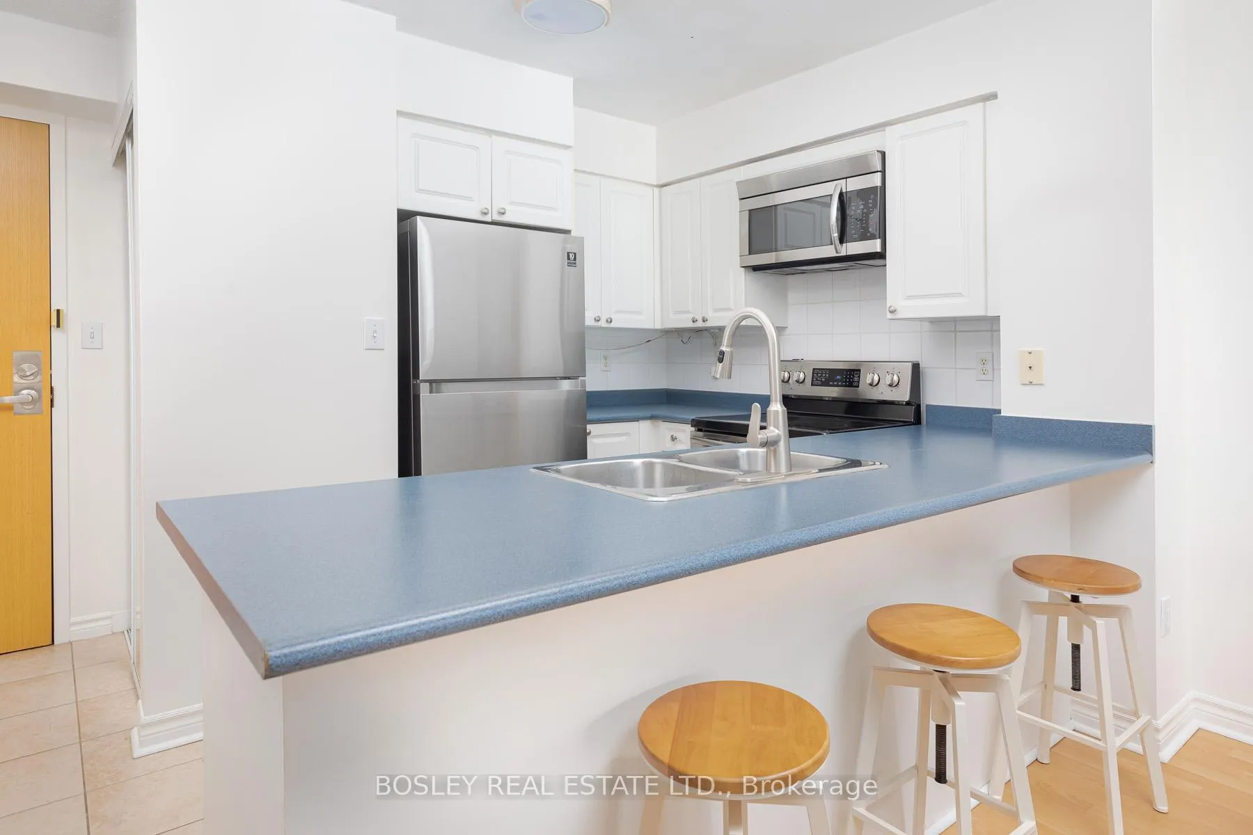 Photo 7 of Unit 308, 225 Merton Street, Toronto, Mount Pleasant West — HOMEH