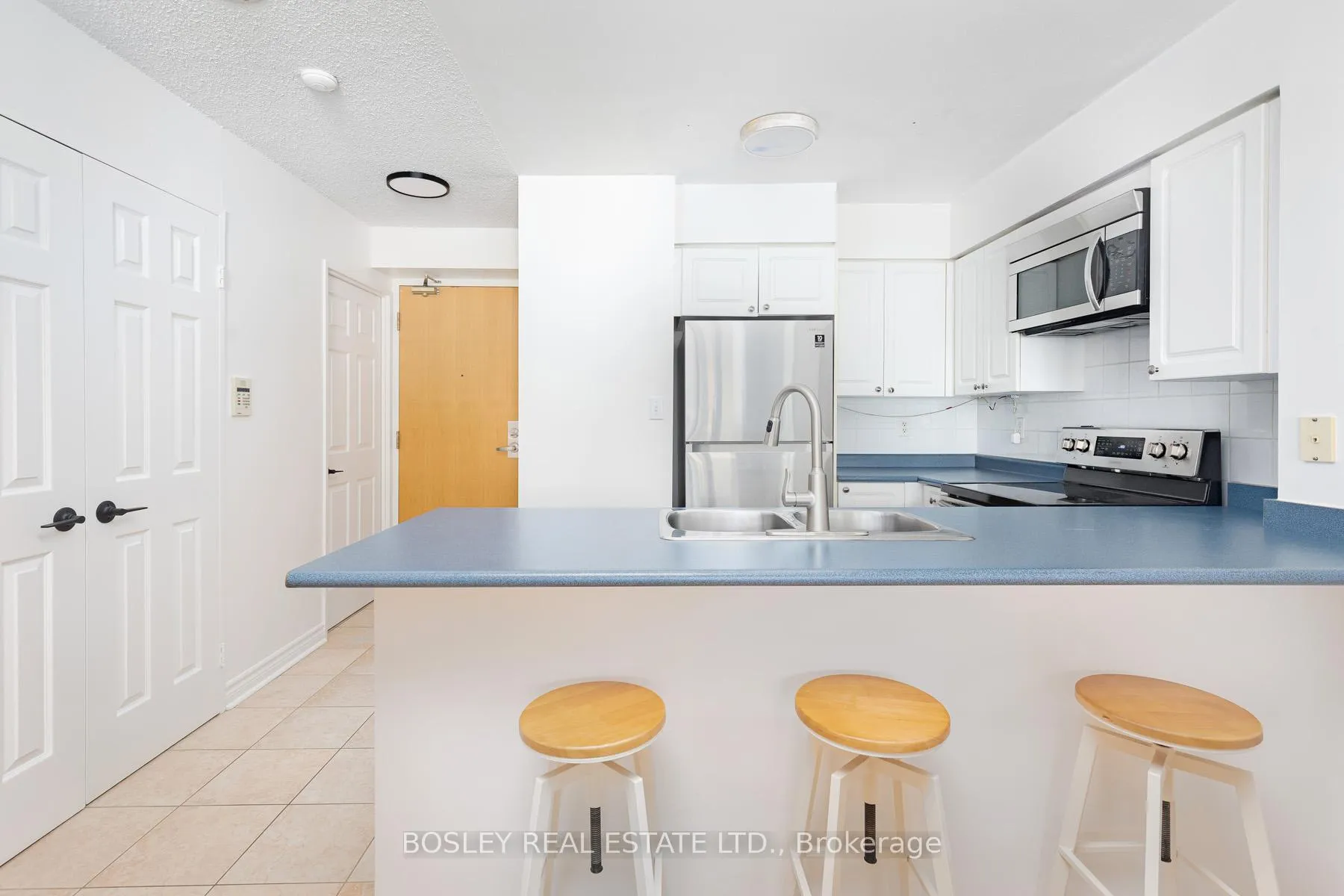 Photo 8 of Unit 308, 225 Merton Street, Toronto, Mount Pleasant West — HOMEH