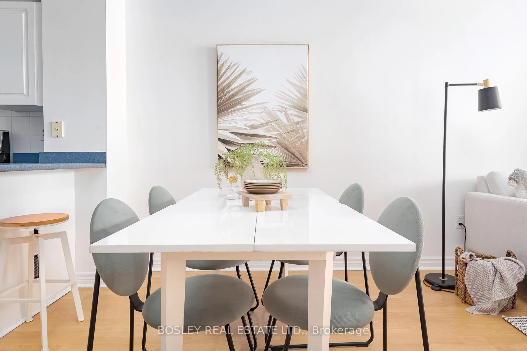 Photo 11 of Unit 308, 225 Merton Street, Toronto, Mount Pleasant West — HOMEH