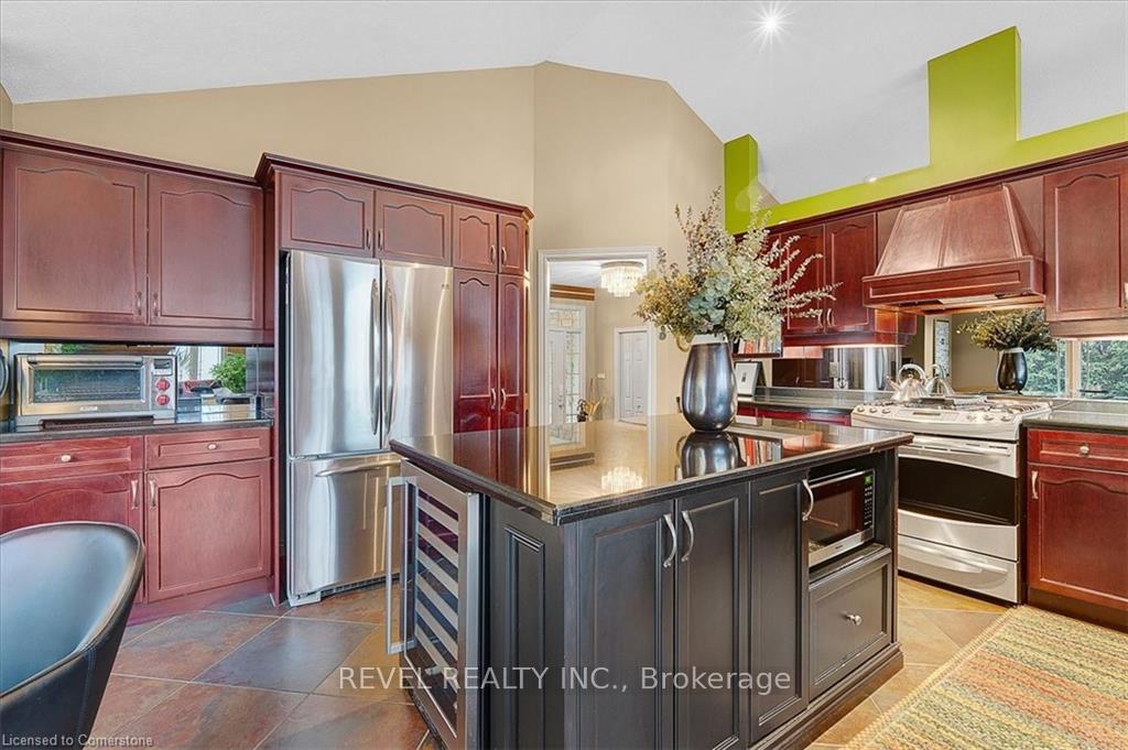 Photo 8 of 10 Kerr Shaver Terrace, Brant, Oakland — HOMEH