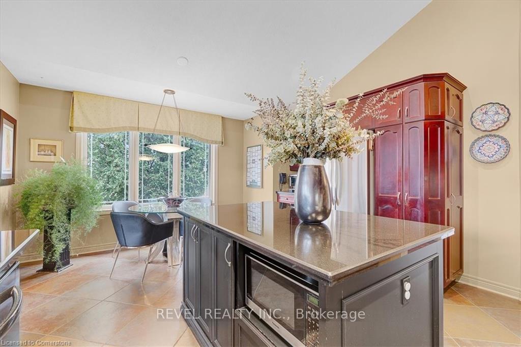 Photo 10 of 10 Kerr Shaver Terrace, Brant, Oakland — HOMEH