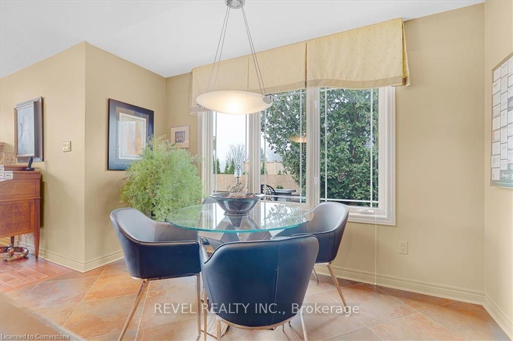 Photo 11 of 10 Kerr Shaver Terrace, Brant, Oakland — HOMEH