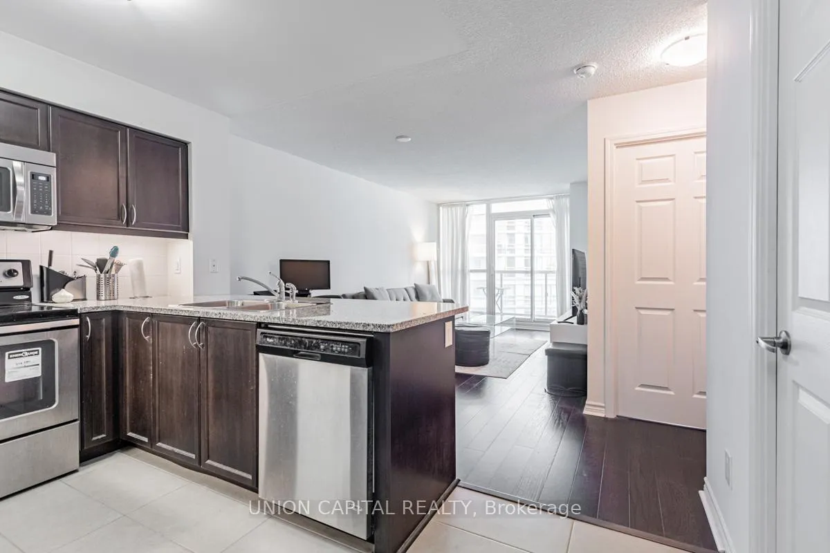 Photo 7 of Unit 1606, 25 Lower Simcoe Street, Toronto, Waterfront Communities — HOMEH