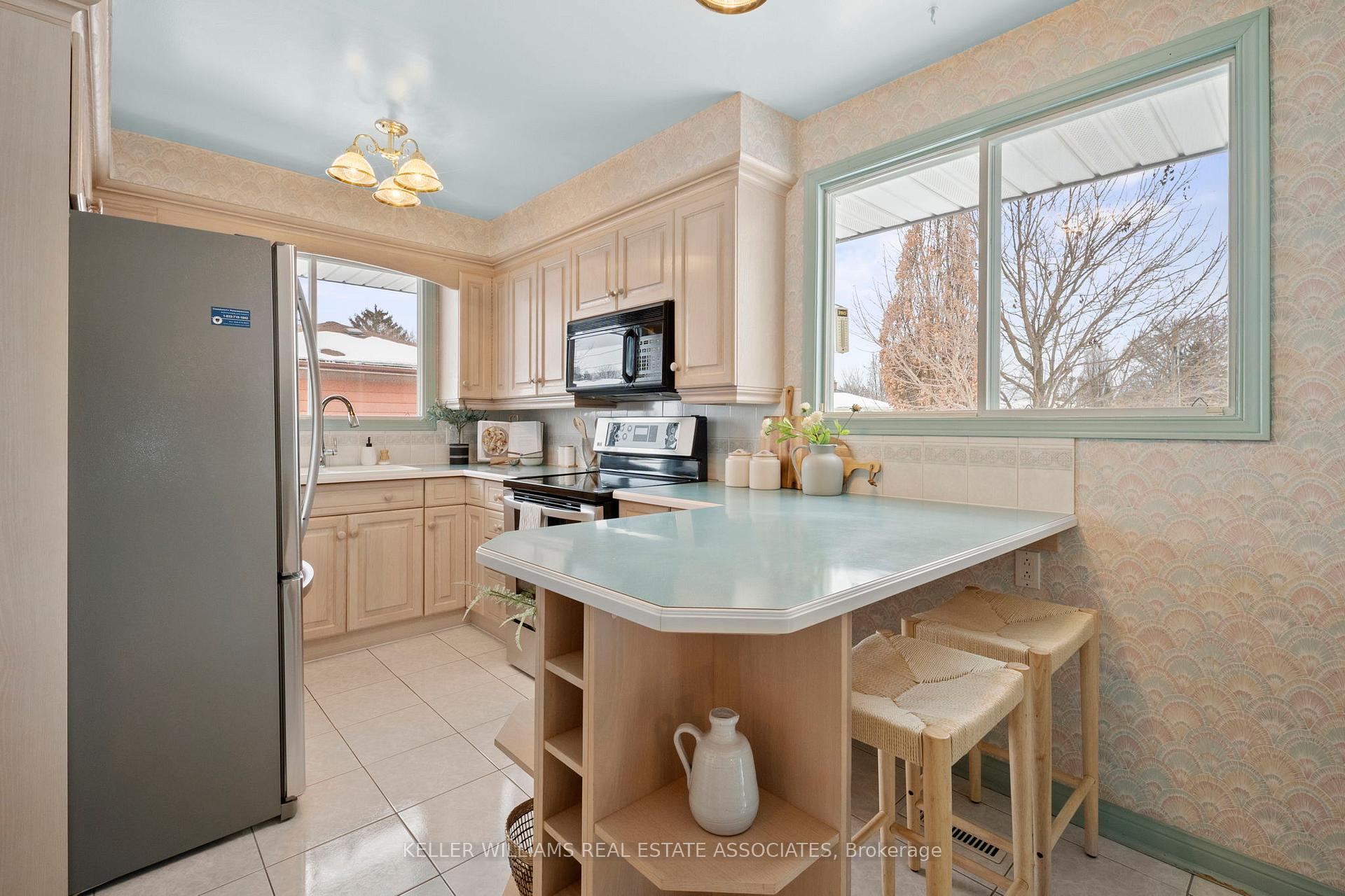 Photo 8 of 749 Northwood Drive, Cobourg — HOMEH