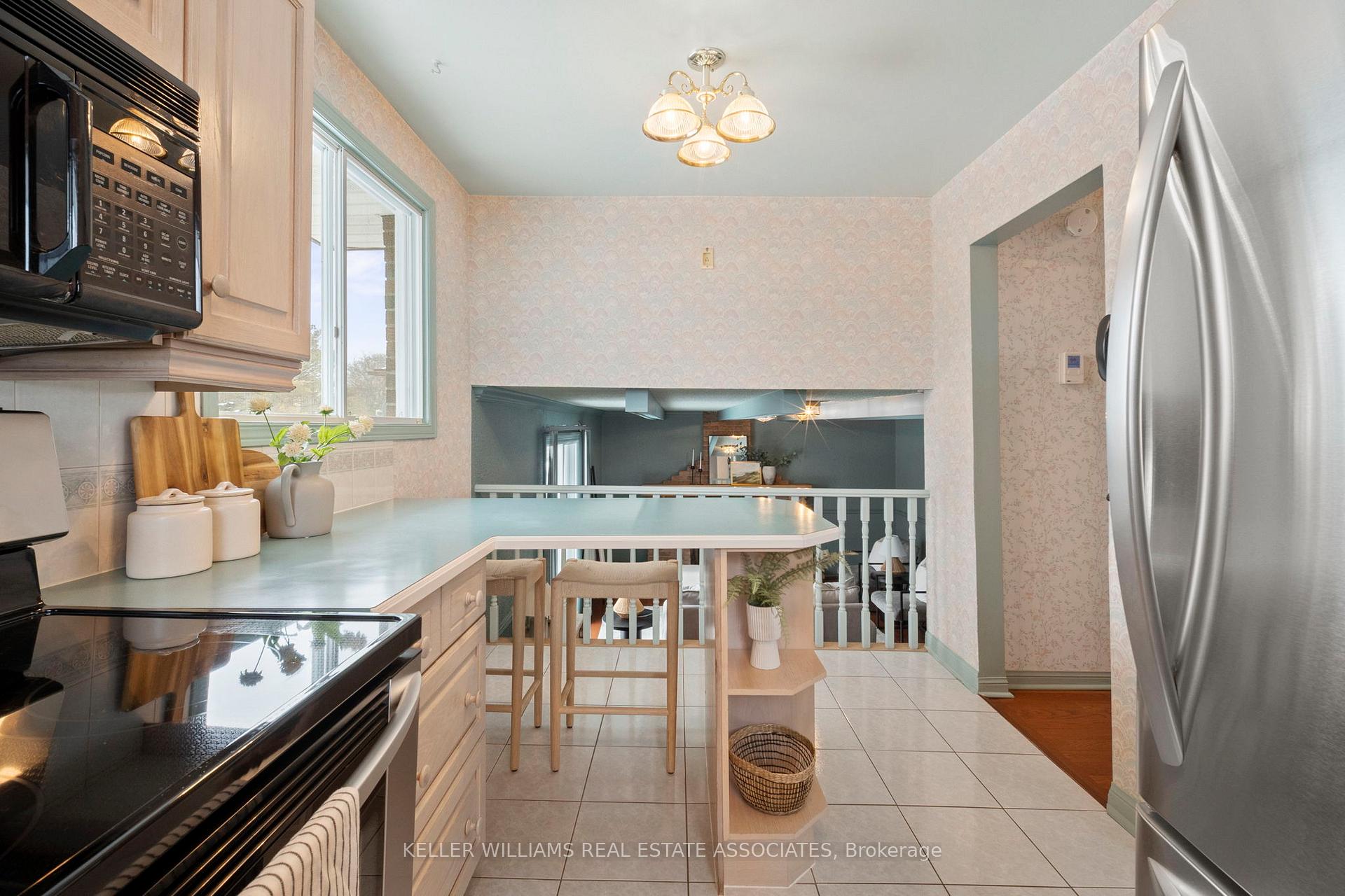 Photo 11 of 749 Northwood Drive, Cobourg — HOMEH
