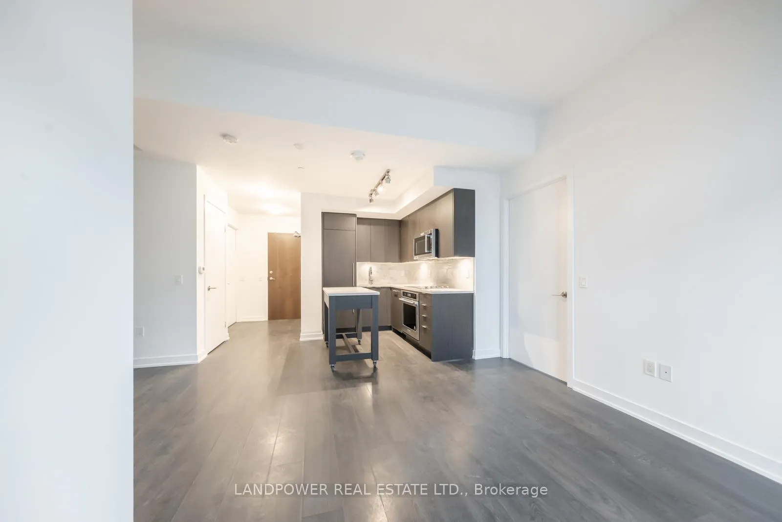 Photo 3 of Unit 741, 38 Iannuzzi Street, Toronto, Niagara — HOMEH