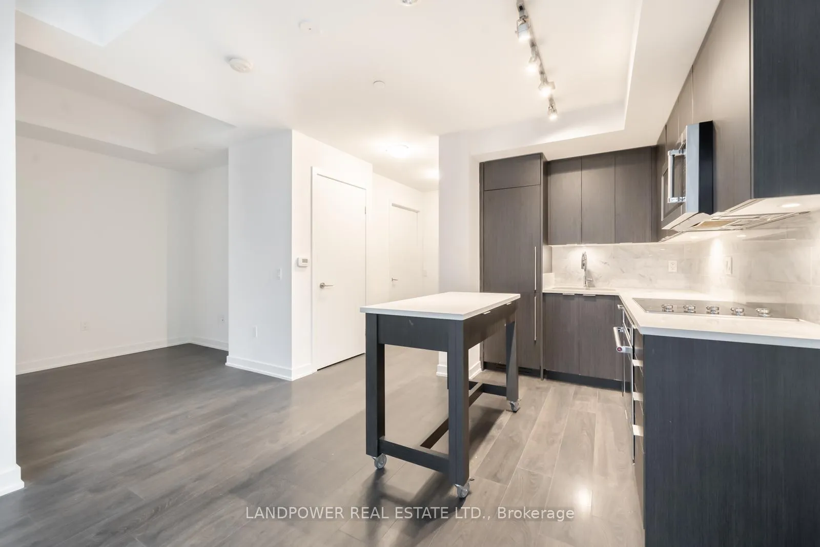 Photo 4 of Unit 741, 38 Iannuzzi Street, Toronto, Niagara — HOMEH