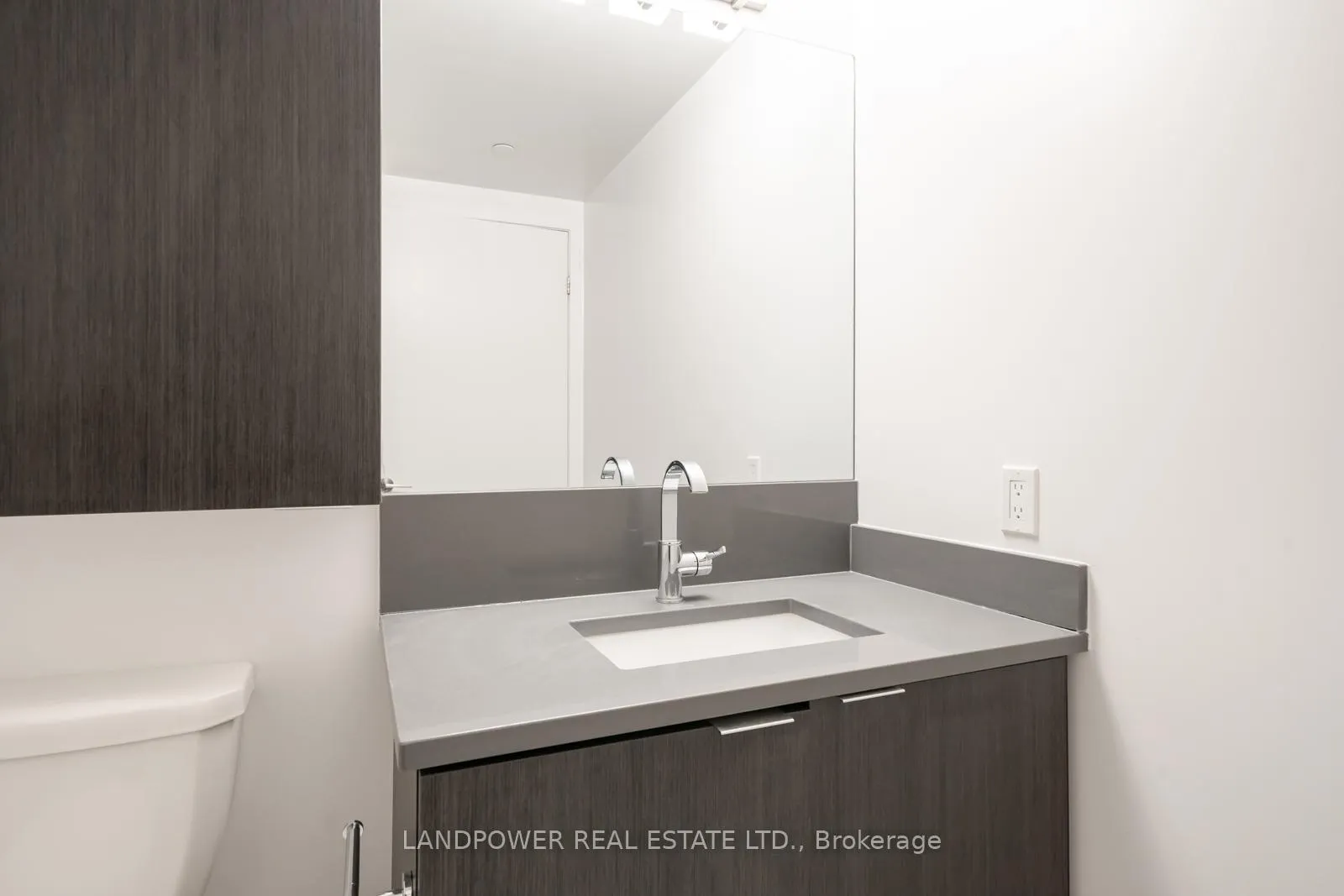 Photo 22 of Unit 741, 38 Iannuzzi Street, Toronto, Niagara — HOMEH