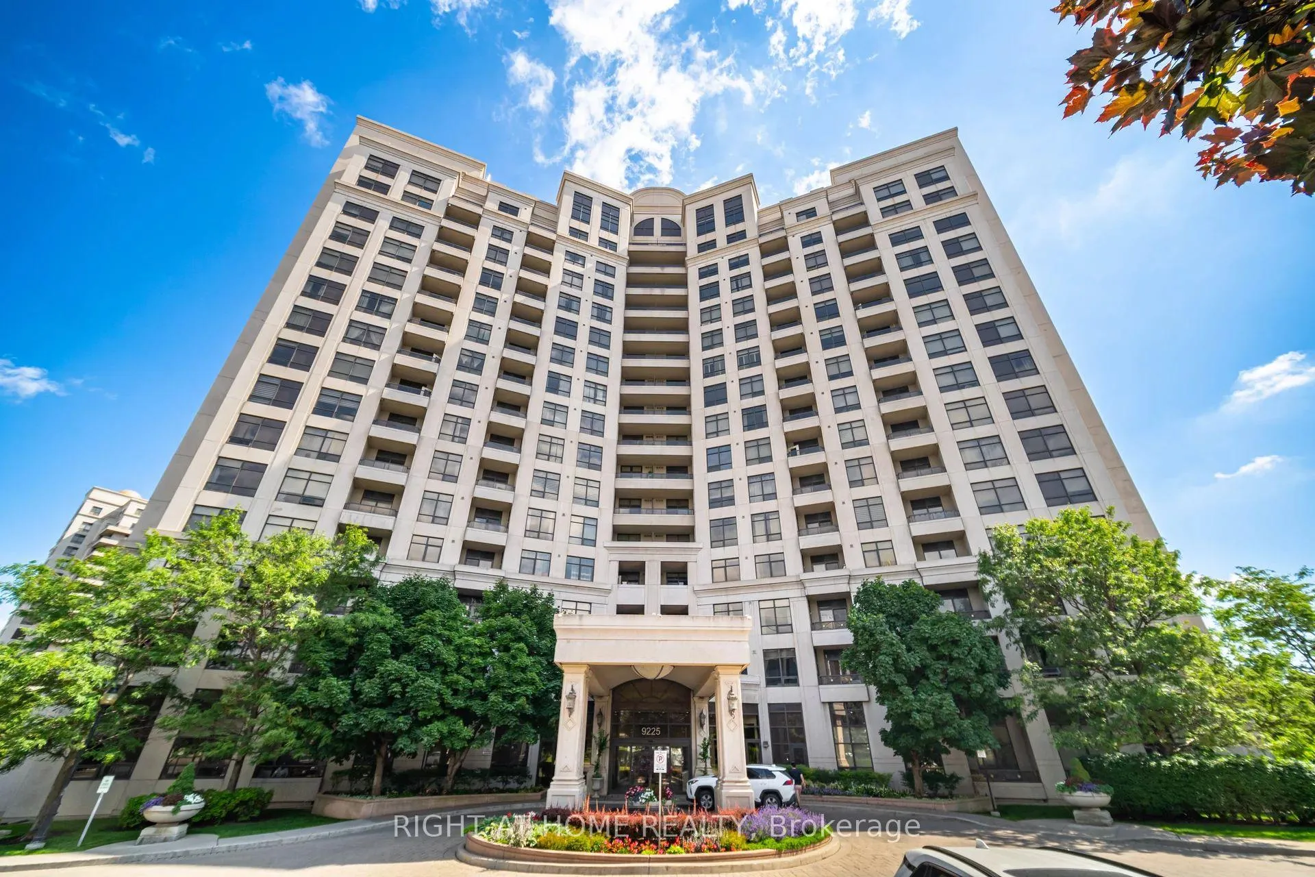 Front of Unit 909, 9225 Jane Street