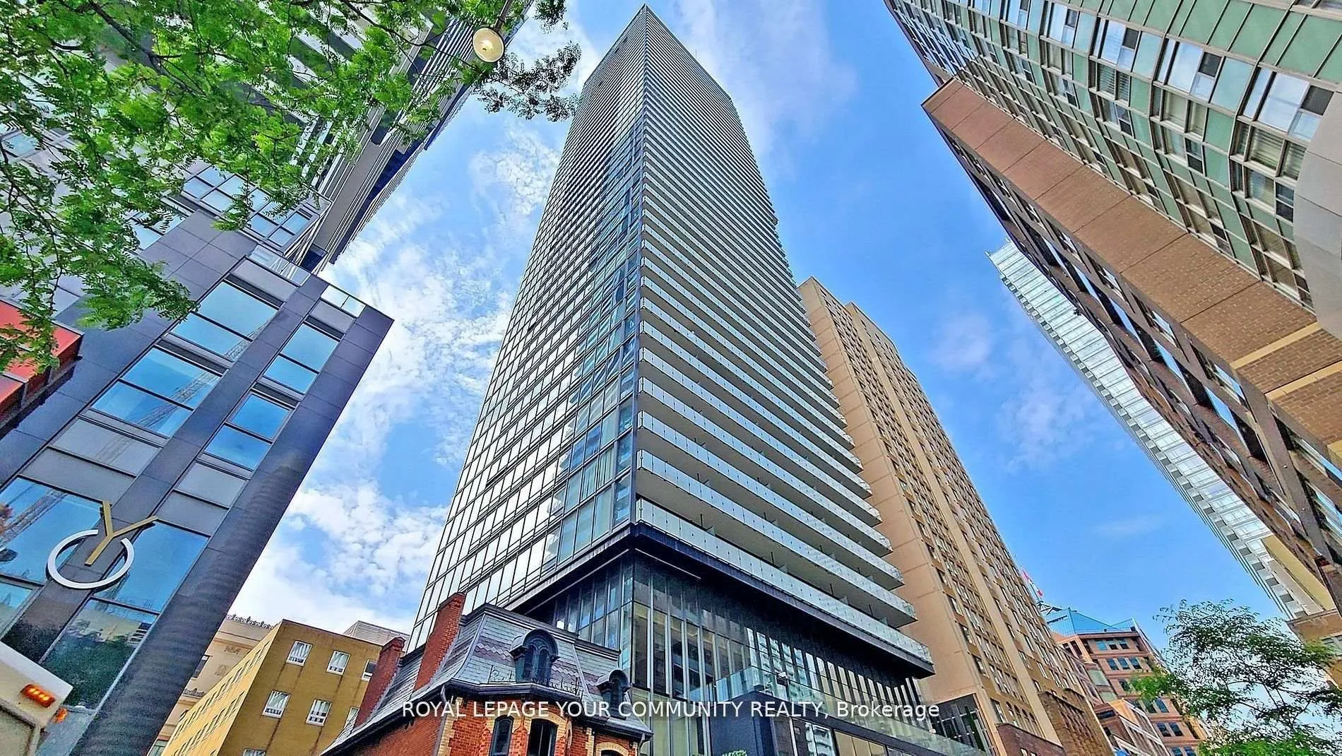 Front of Unit 2008, 15 Grenville Street