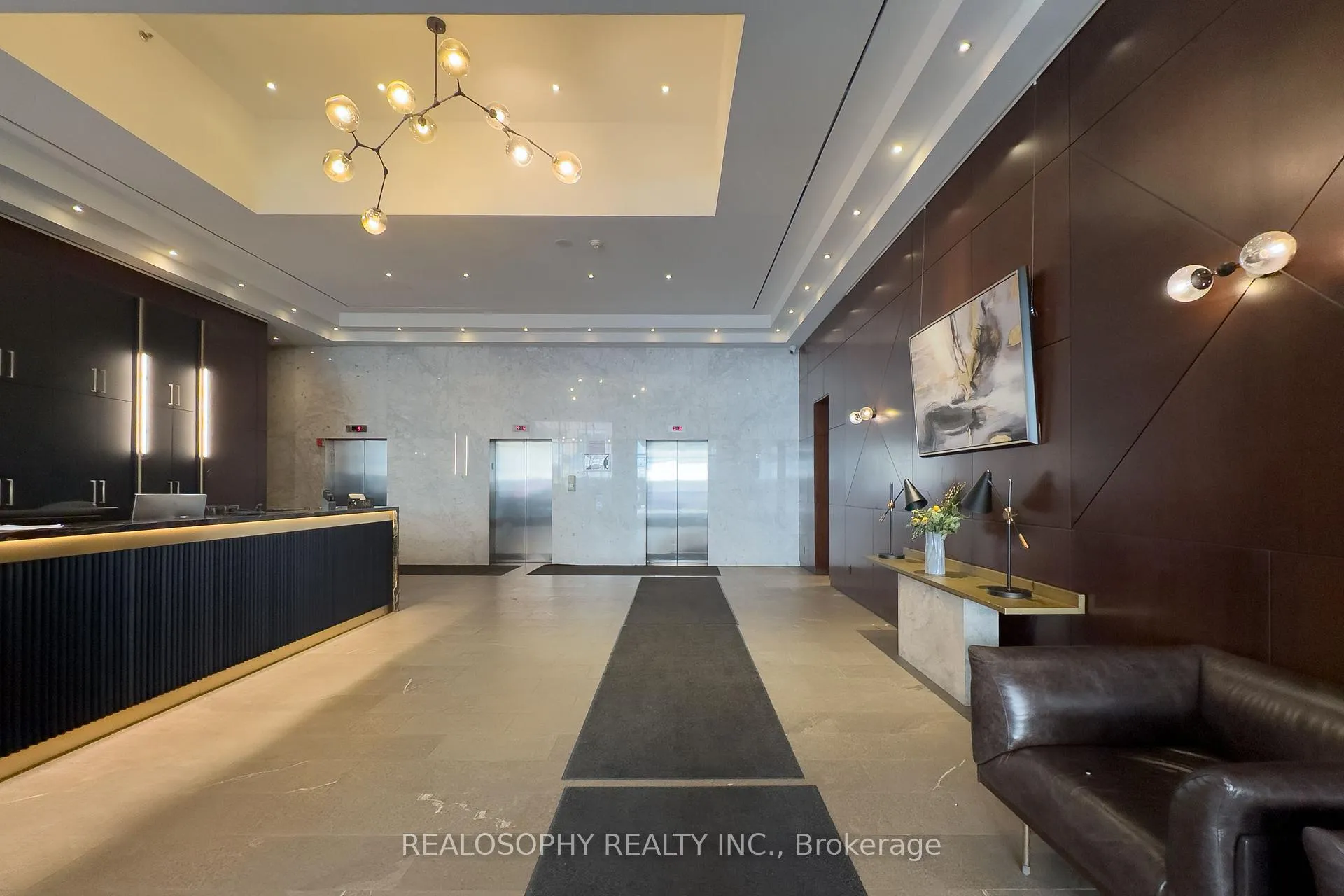 Photo 2 of Unit 1306, 36 Blue Jays Way, Toronto, Waterfront Communities — HOMEH