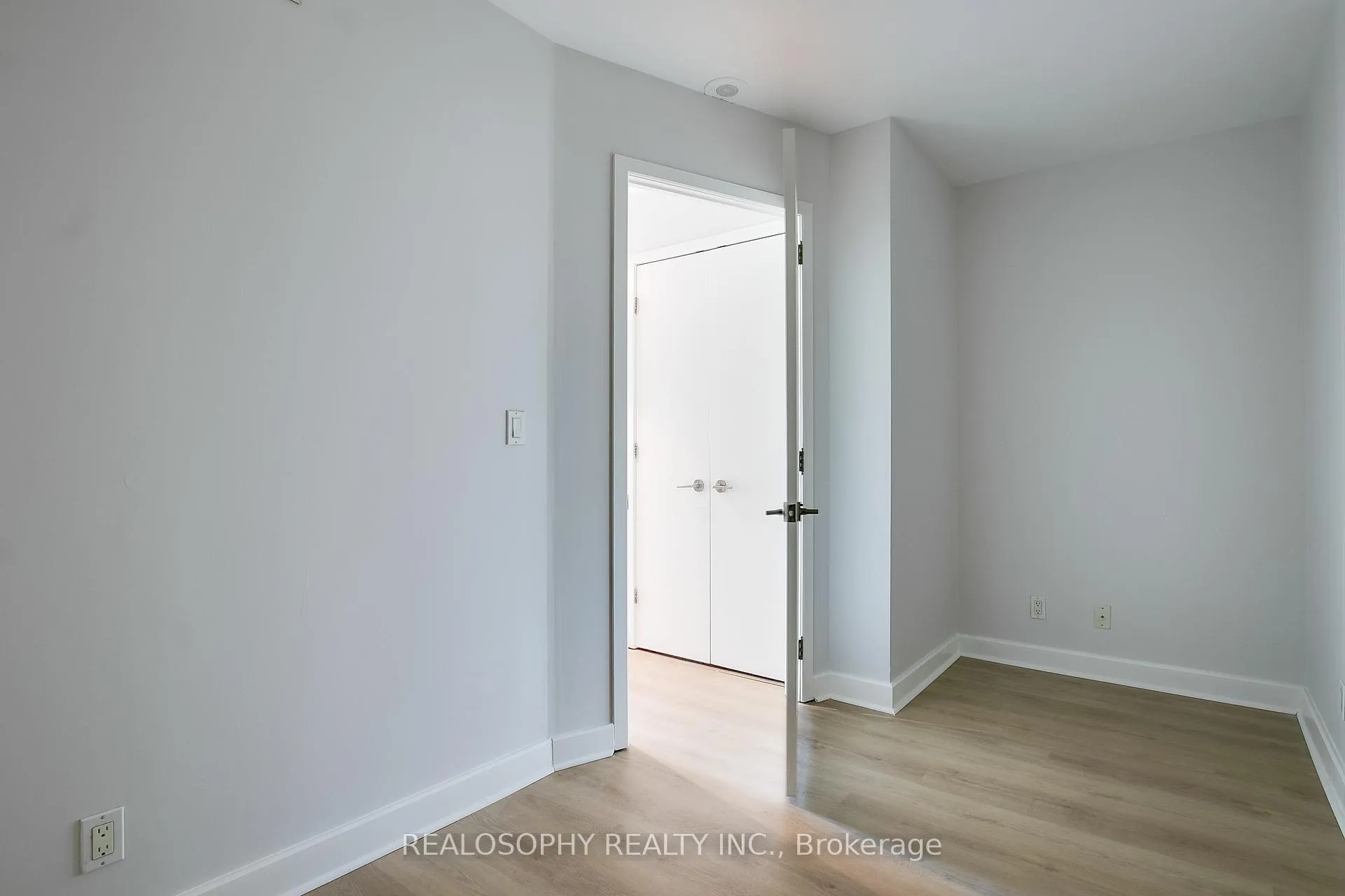 Photo 16 of Unit 1306, 36 Blue Jays Way, Toronto, Waterfront Communities — HOMEH