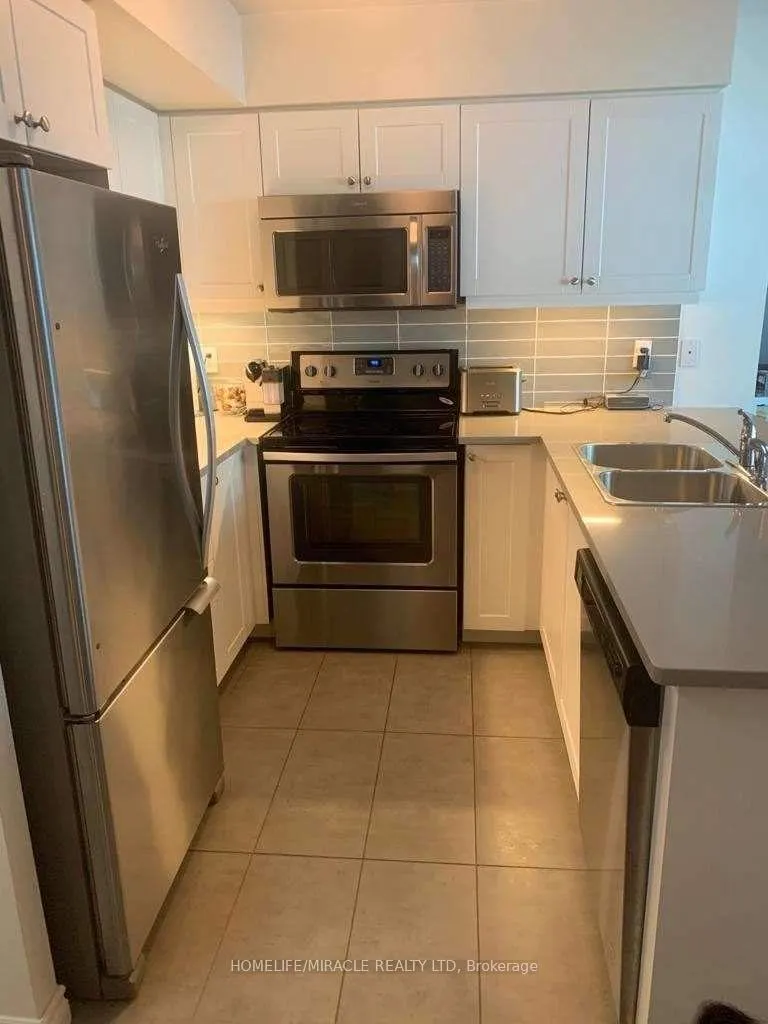 Photo 2 of Unit 901, 25 Lower Simcoe Street, Toronto, Waterfront Communities — HOMEH