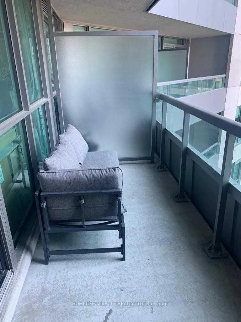 Photo 6 of Unit 901, 25 Lower Simcoe Street, Toronto, Waterfront Communities — HOMEH
