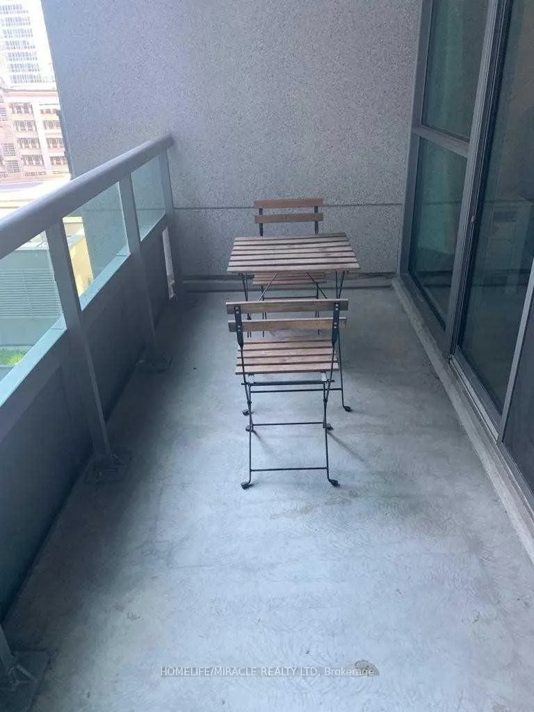 Photo 11 of Unit 901, 25 Lower Simcoe Street, Toronto, Waterfront Communities — HOMEH
