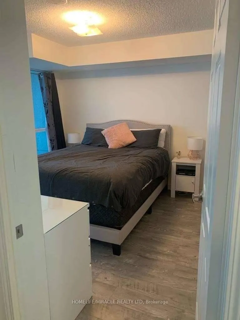 Photo 13 of Unit 901, 25 Lower Simcoe Street, Toronto, Waterfront Communities — HOMEH