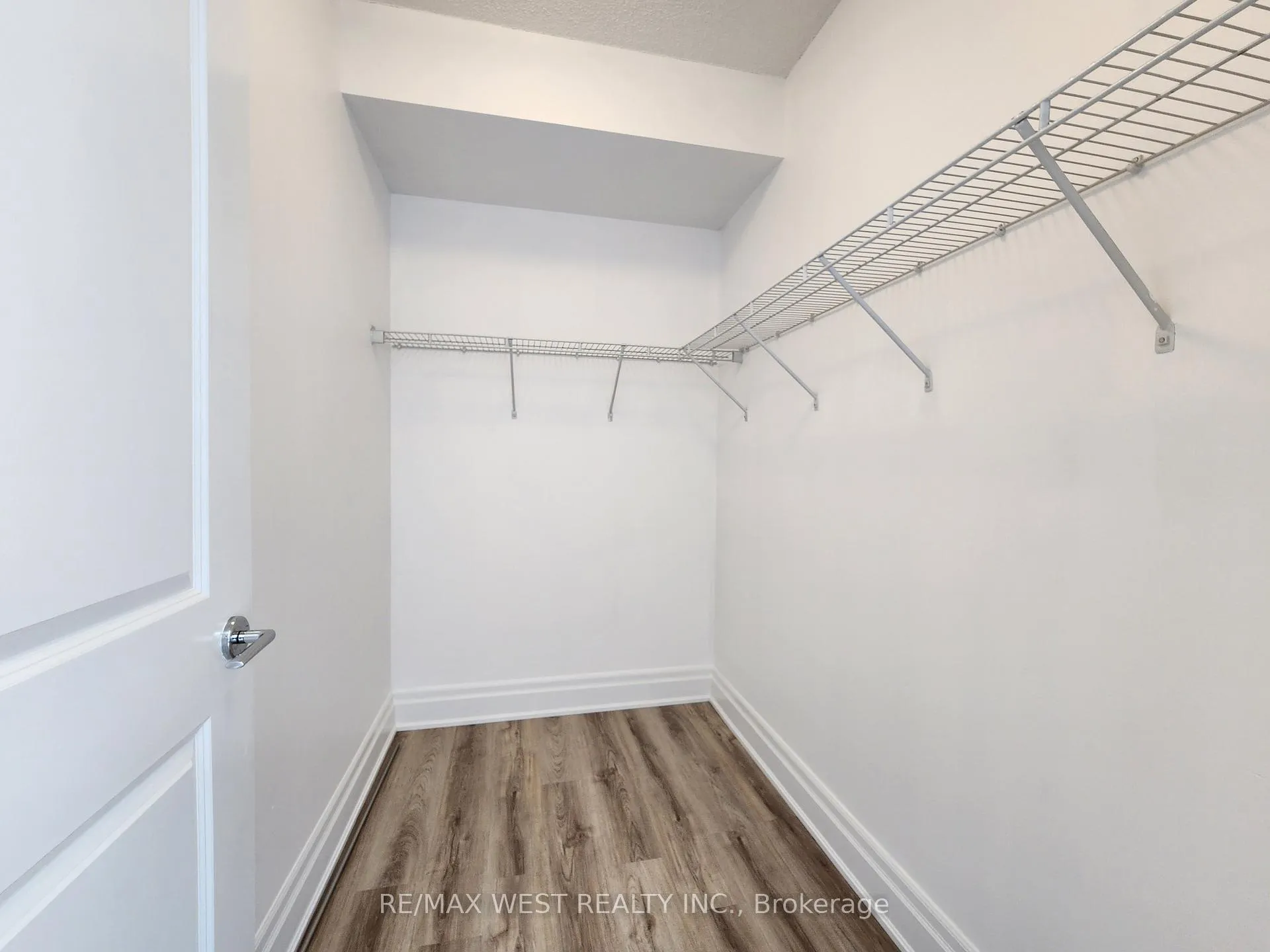 Photo 20 of Unit 409A, 1 Upper Duke Crescent, Markham, Unionville — HOMEH