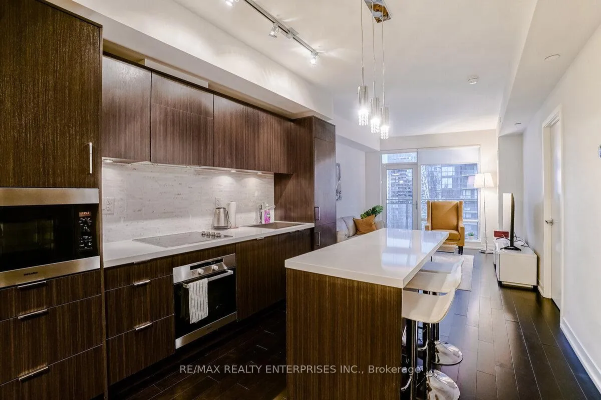 Photo 5 of Unit 2612, 21 Widmer Street, Toronto, Waterfront Communities — HOMEH