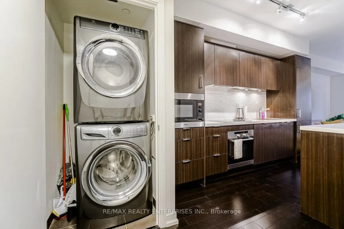 Photo 14 of Unit 2612, 21 Widmer Street, Toronto, Waterfront Communities — HOMEH