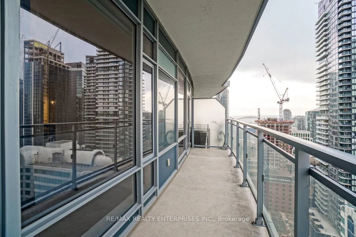 Photo 15 of Unit 2612, 21 Widmer Street, Toronto, Waterfront Communities — HOMEH