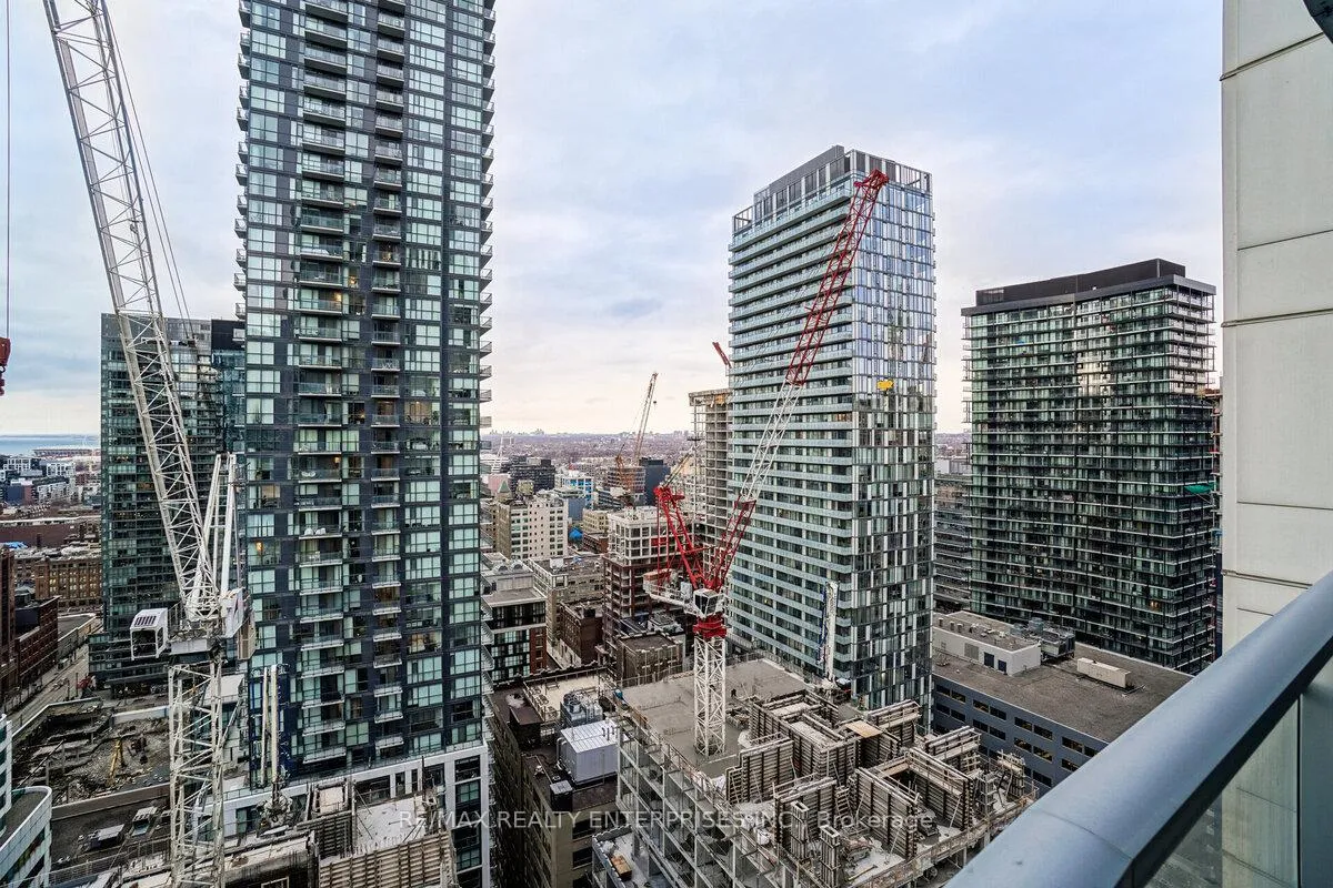 Photo 16 of Unit 2612, 21 Widmer Street, Toronto, Waterfront Communities — HOMEH