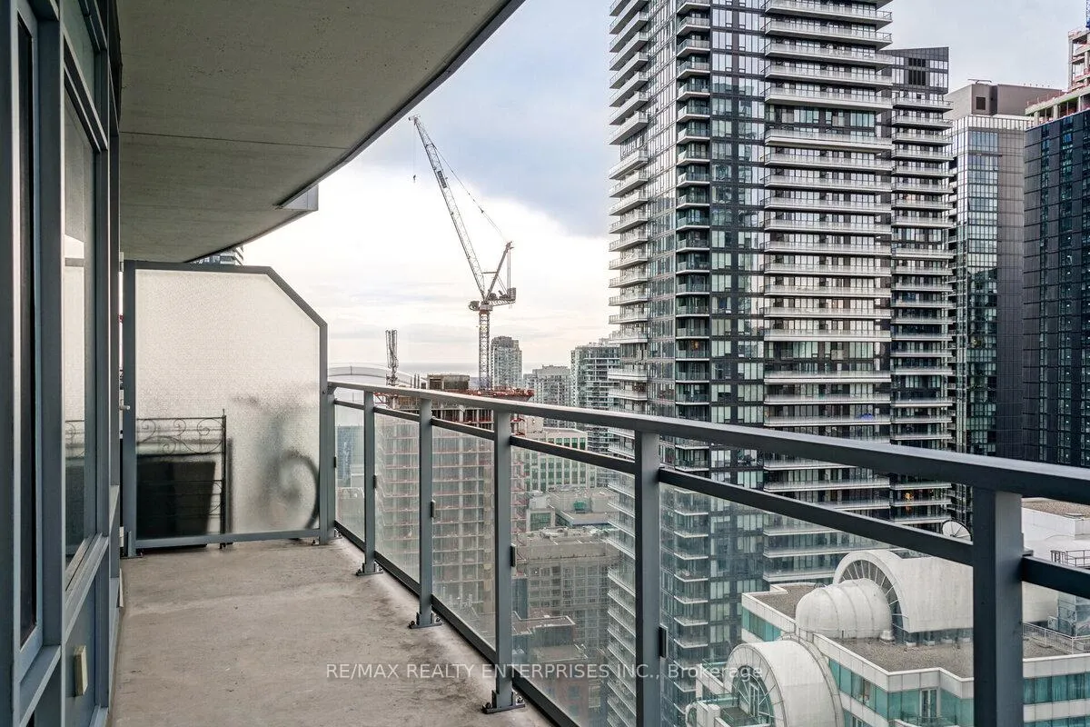 Photo 18 of Unit 2612, 21 Widmer Street, Toronto, Waterfront Communities — HOMEH