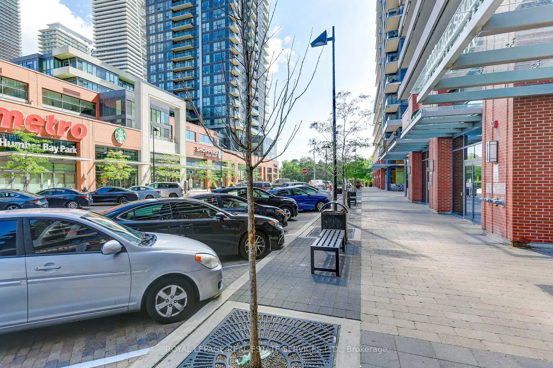 Photo 3 of Unit 3907, 2220 Lakeshore Boulevard W, Etobicoke, Mimico — HOMEH
