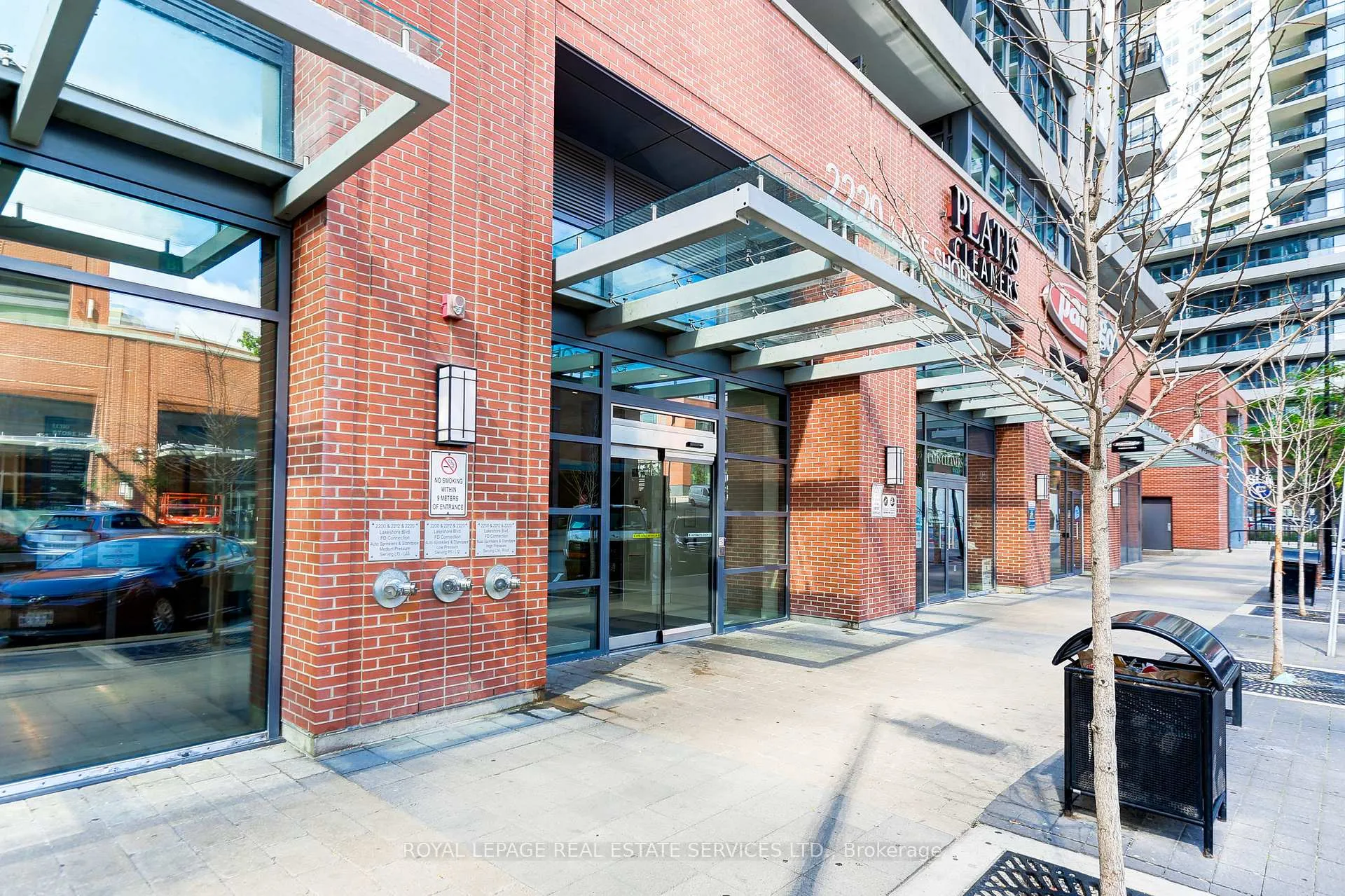 Photo 4 of Unit 3907, 2220 Lakeshore Boulevard W, Etobicoke, Mimico — HOMEH