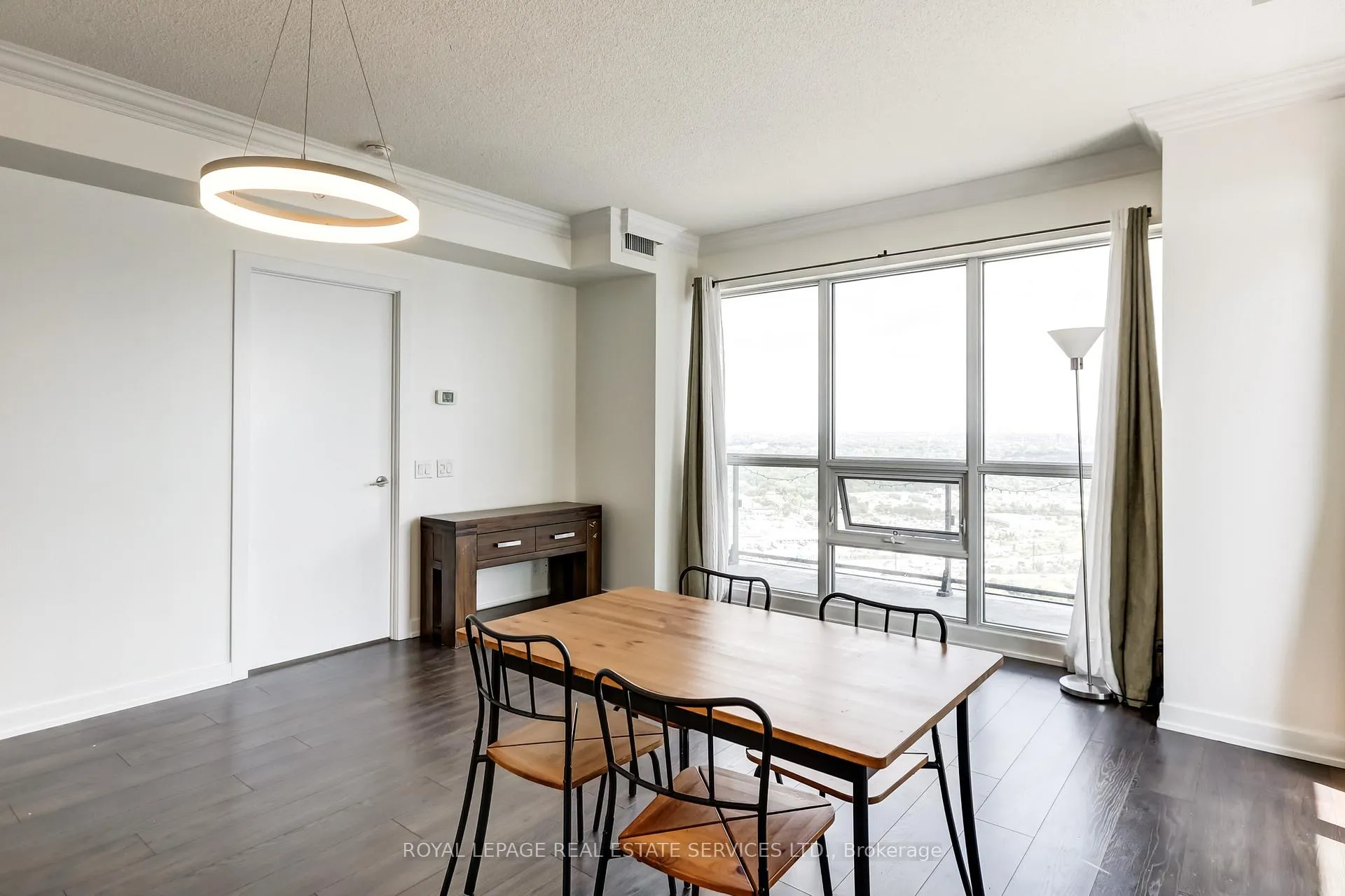 Photo 15 of Unit 3907, 2220 Lakeshore Boulevard W, Etobicoke, Mimico — HOMEH