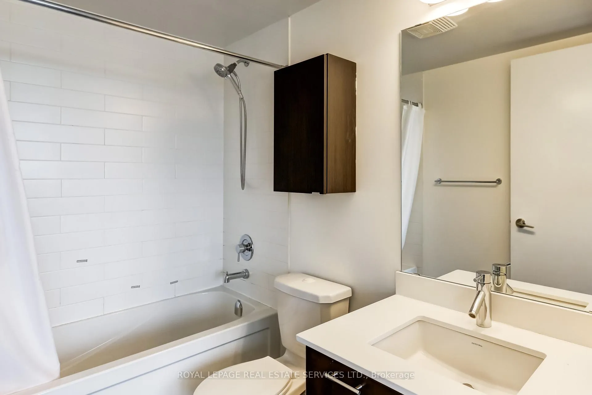 Photo 21 of Unit 3907, 2220 Lakeshore Boulevard W, Etobicoke, Mimico — HOMEH
